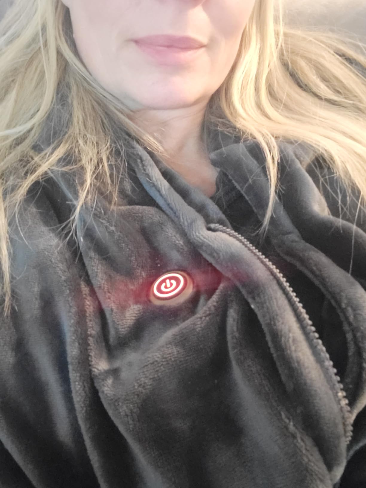 Cordless Heated Blanket with Hood, USB Battery Powered Heated Wearable Blanket with 9 Heating Zones, 20000 mAh Power Bank, 3 Levels, Portable Heated Throw Blanket, Heated Shawl (Warm Comfort Gray) customer photo 2