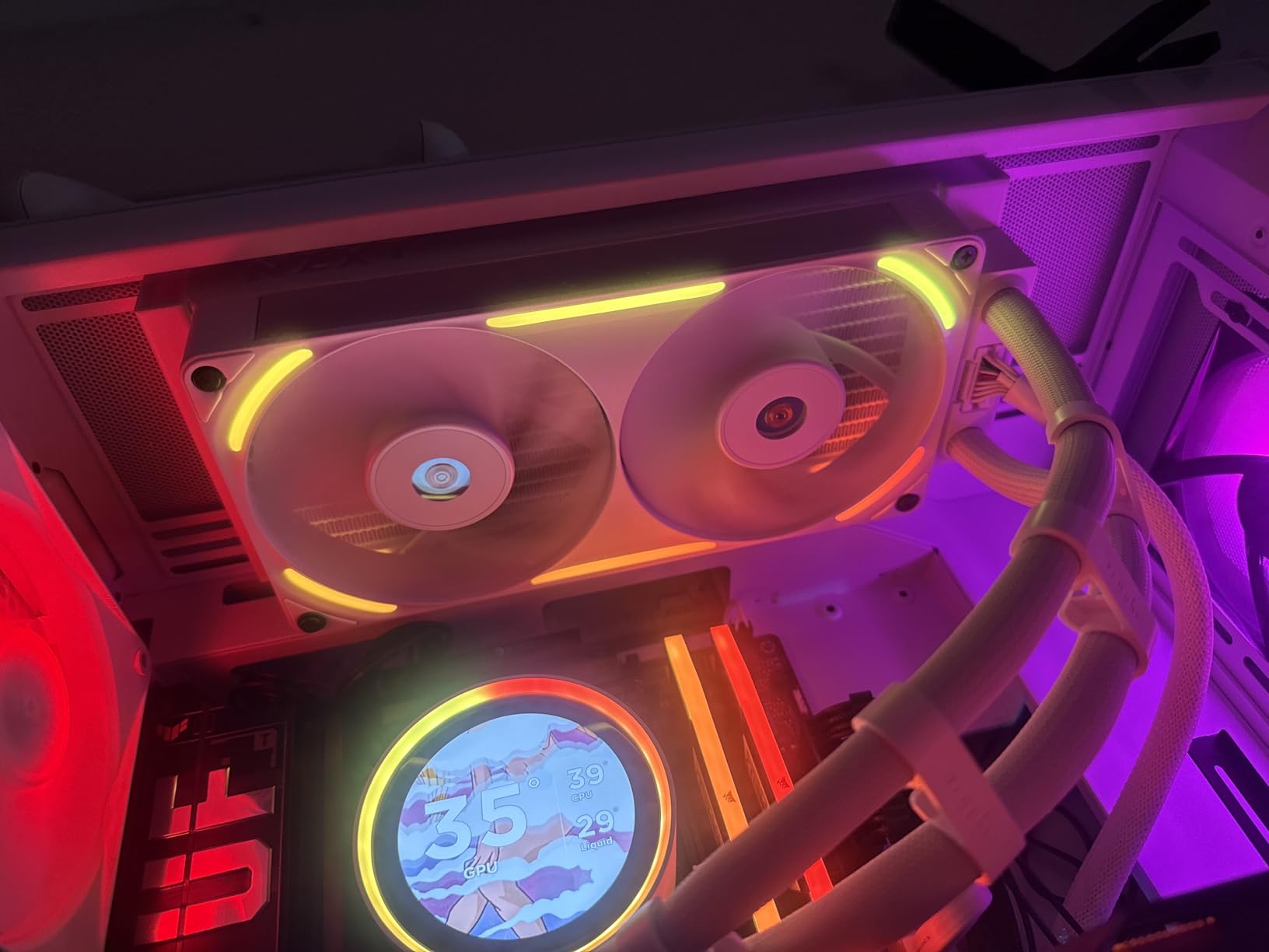 NZXT F240X Performance Single-Frame Fan - 2X 120mm PWM RGB PC Case Fans - Max Airflow & Static Pressure - Low Noise - LCP Frame & Blades - Magnetic Fluid Dynamic Bearing - 30mm Thick - Black customer photo 1