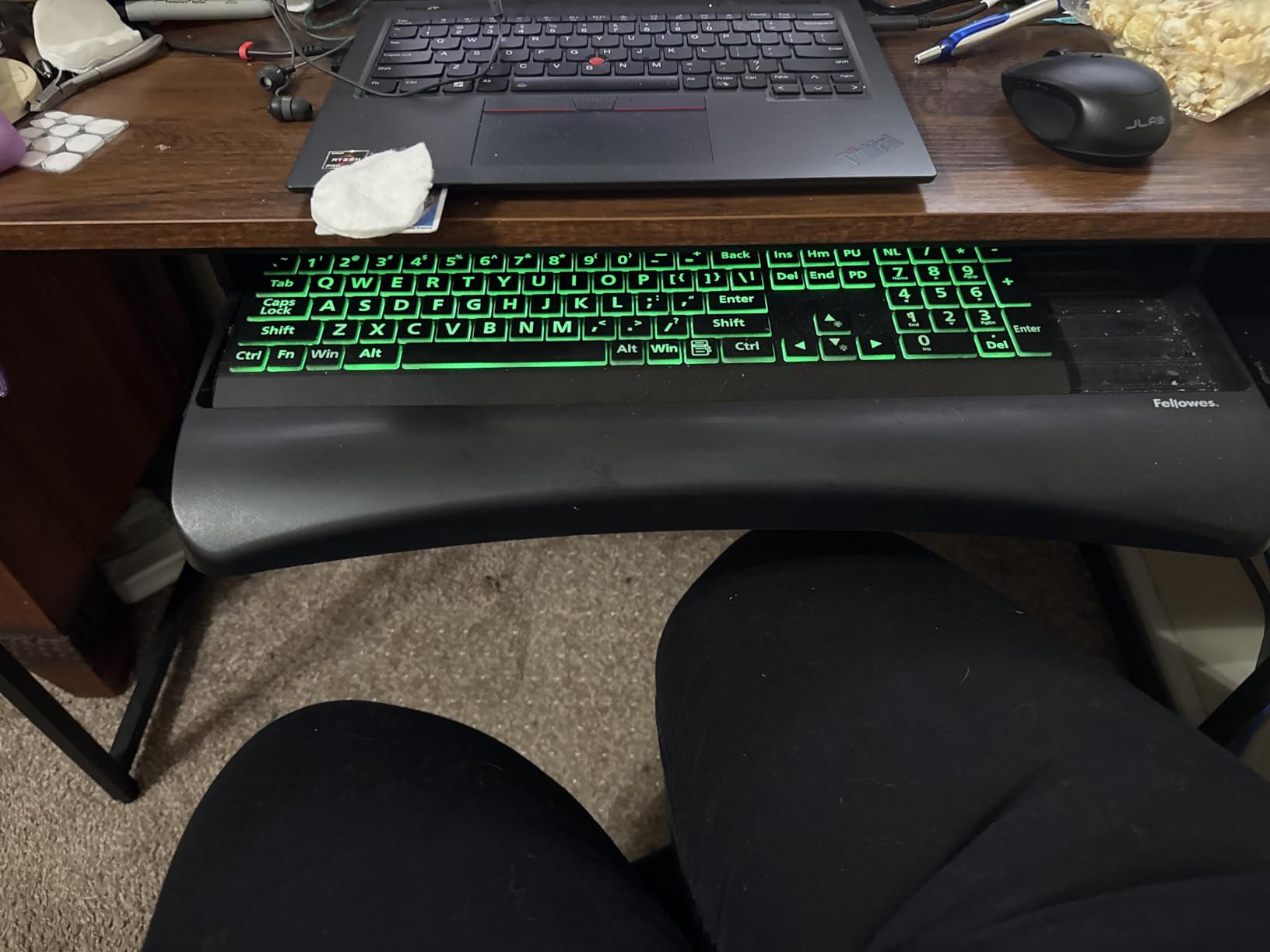 EDJO Large Print Backlit Wired Keyboard, Light Up USB Keyboard with 7-Colors Backlight, Oversize Letters Keys Full Size Computer Keyboard Compatible for Windows, Laptop, PC customer photo 1
