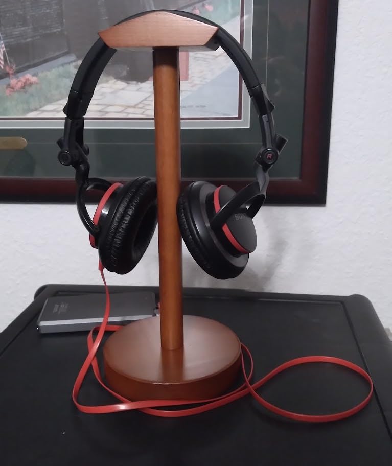 Walnut Wood headphone Stand with Storage Base,Suitable for Universal Desktop Stands for Gaming Headphones, Compatible with Bose,Sony,and Sennheiser,Jabra etc customer photo 1
