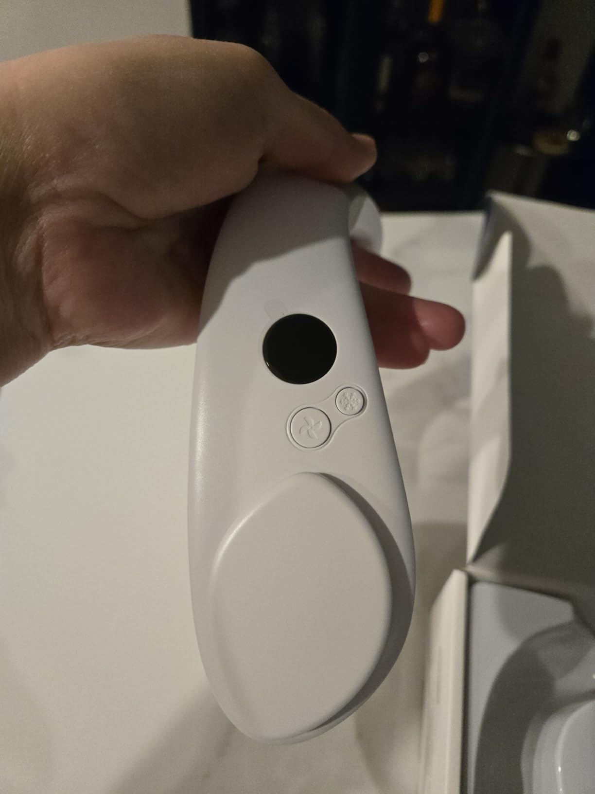 HomePlus Cooling Neck Fan, 2-in-1 Neck Air Conditioner Portable Rechargeable, Wearable Personal Fan, 4400mAh Large Battery, Ergonomic Design, White customer photo 2