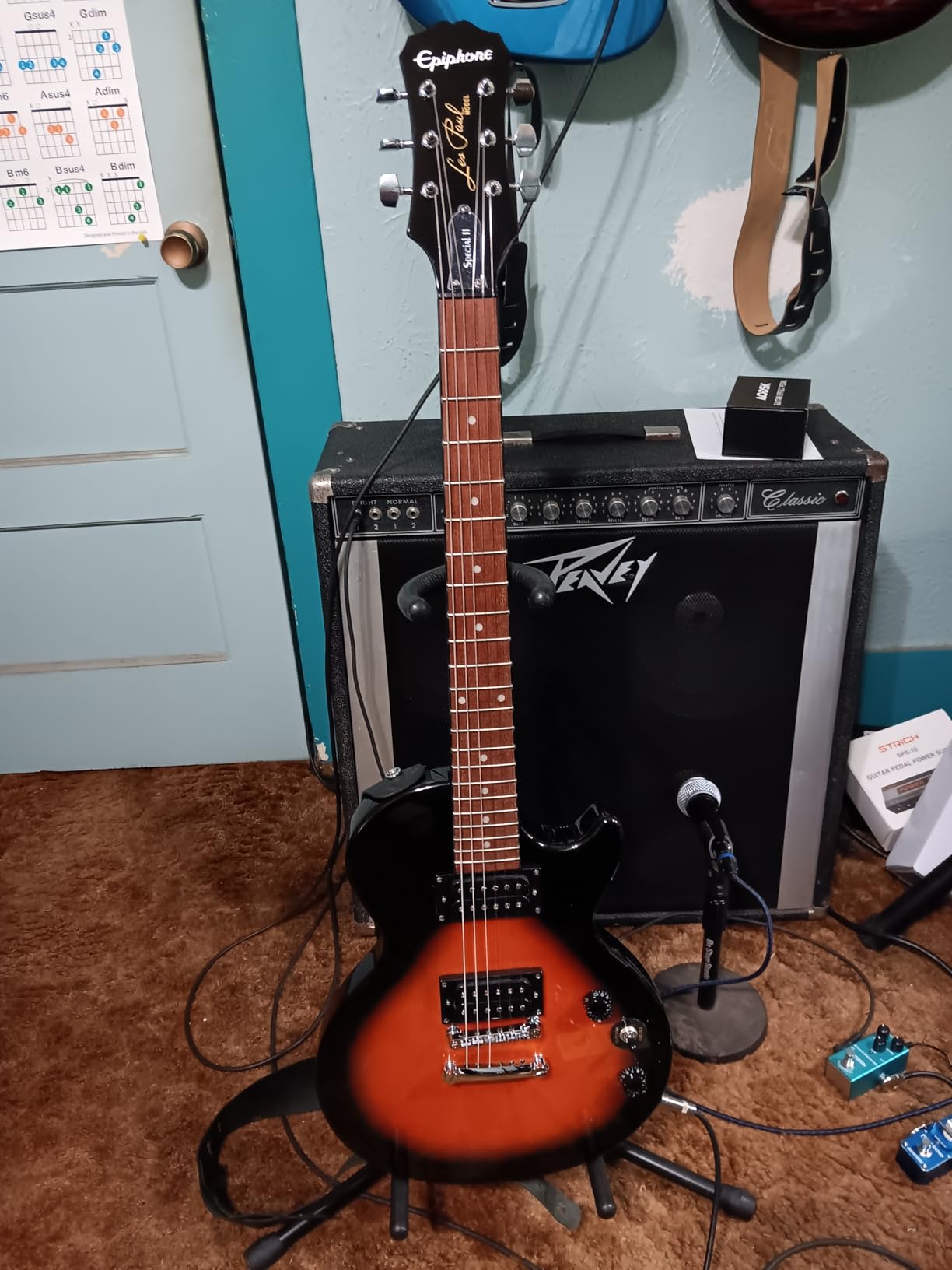 Epiphone Les Paul Special II Electric Guitar, Heritage Cherry Sunburst customer photo 1
