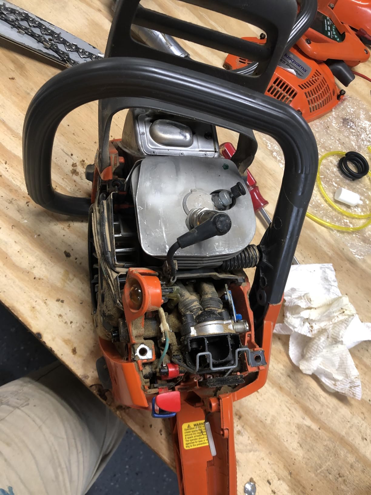 Husqvarna 965030298 455 Rancher 20-Inch 55-1/2cc 2-Stroke Gas-Powered Chain Saw, Orange (965030298) customer photo 1