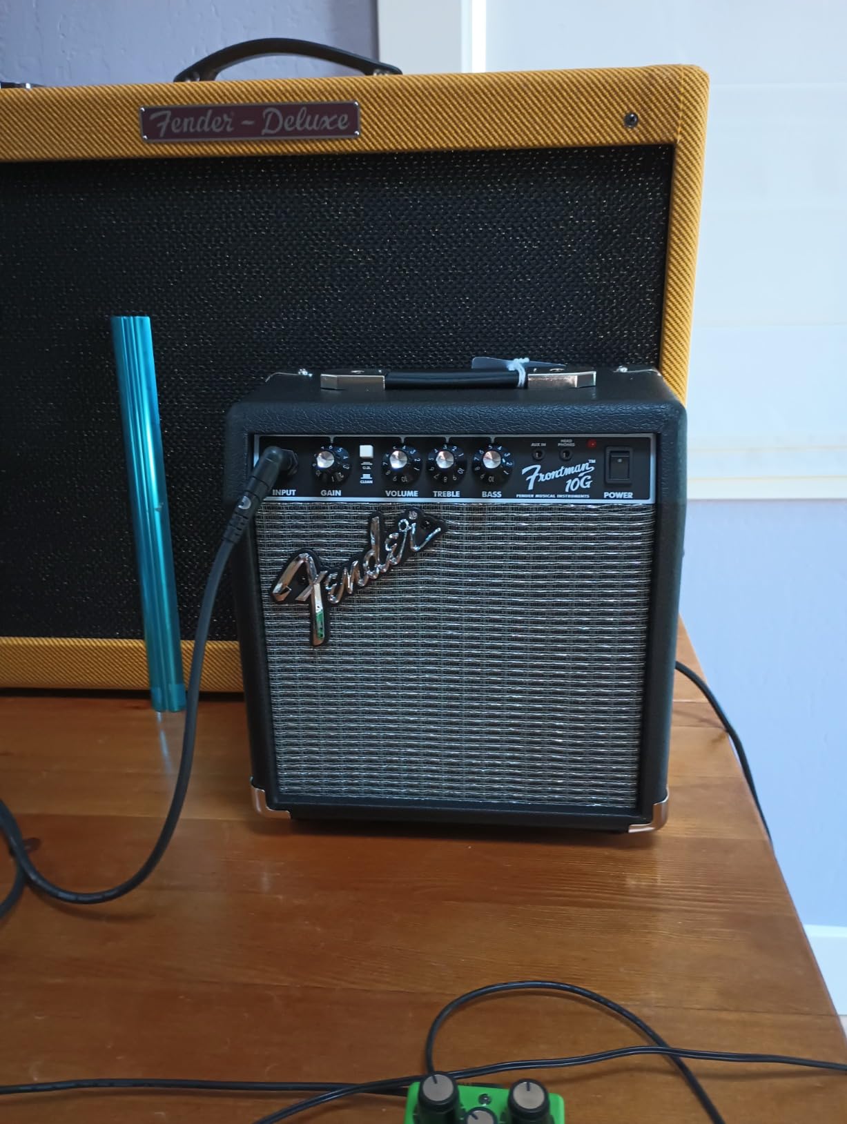 Fender Frontman 10G Guitar Amp, 10 Watts, with 2-Year Warranty, 6 Inch Fender Special Design Speaker customer photo 1