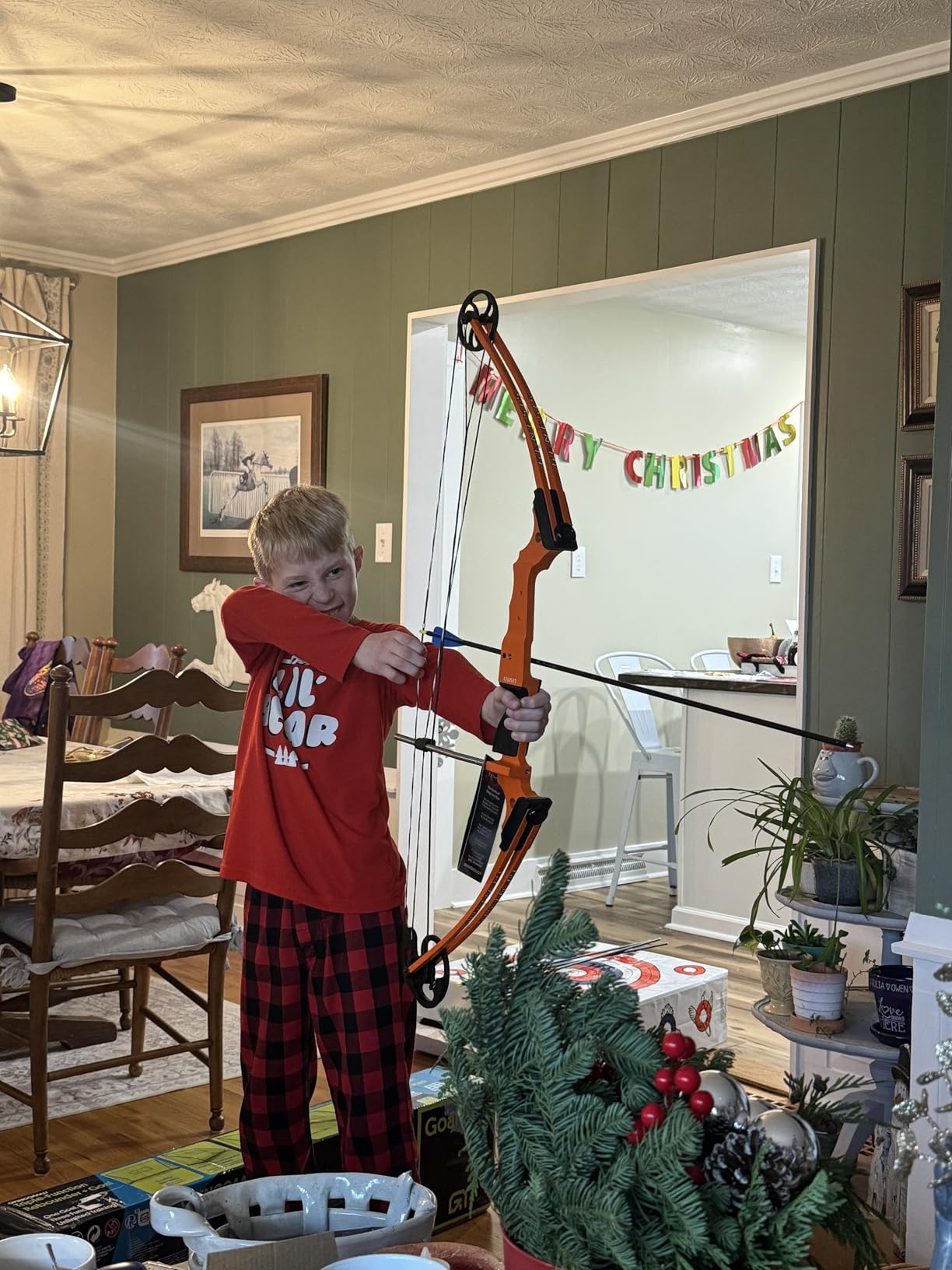 Genesis Original Lightweight Left Handed Archery Compound Bow w/ Adjustable Aluminum Riser, Cam Draw Weight, & Draw Length for Kids and Adults, Yellow customer photo 1