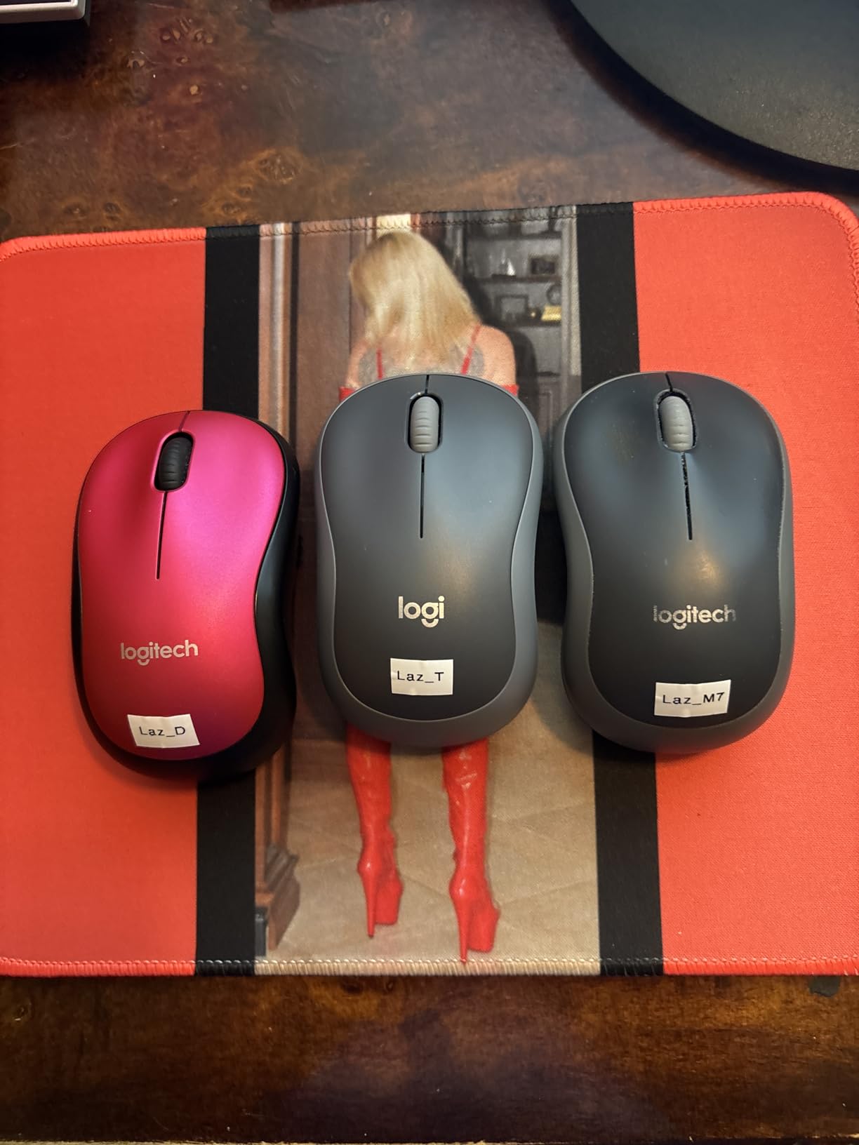 Logitech M185 Wireless Mouse, 2.4GHz with USB Mini Receiver, 12-Month Battery Life, 1000 DPI Optical Tracking, Ambidextrous PC/Mac/Laptop - Swift Grey customer photo 1