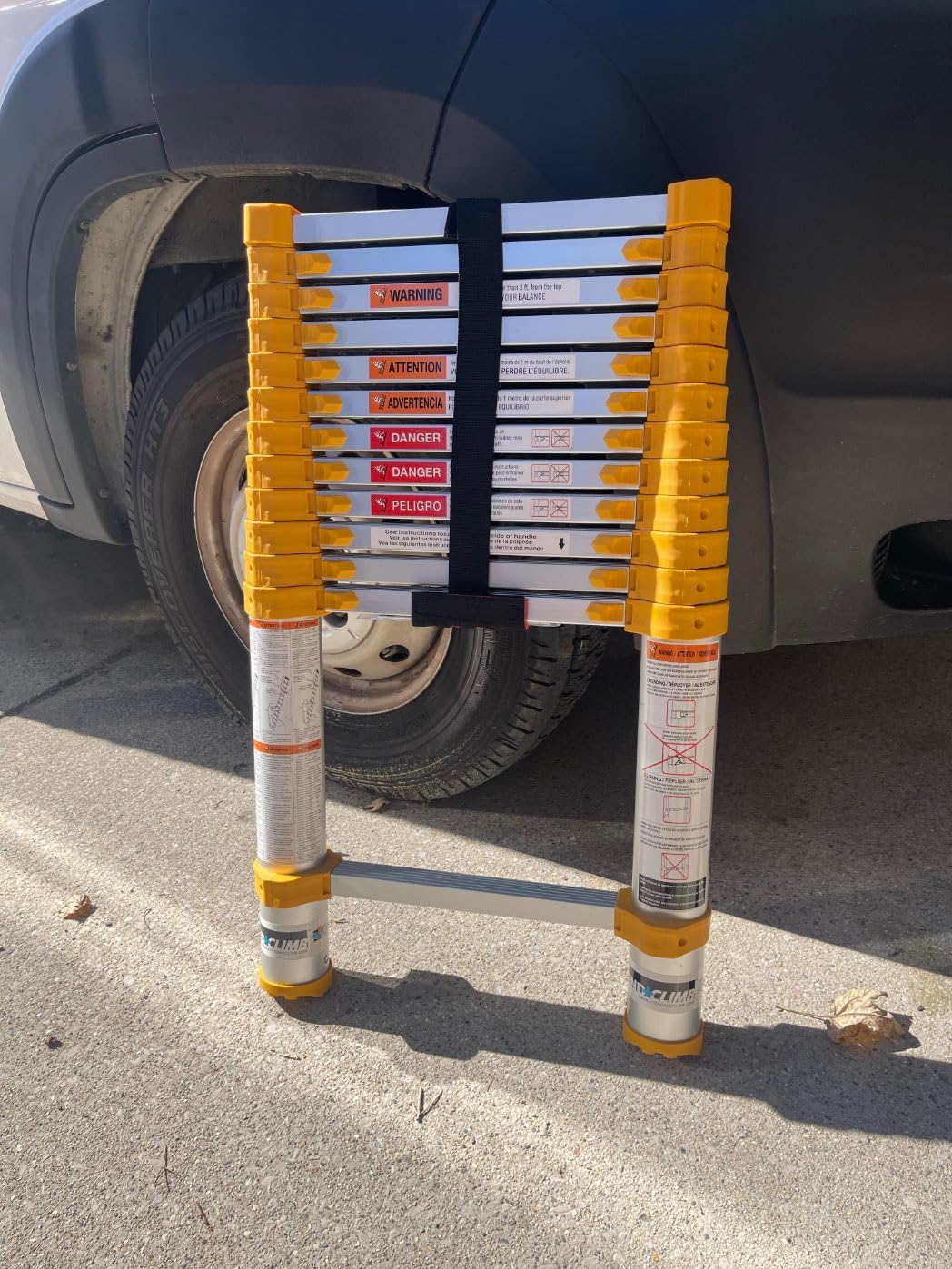 Xtend & Climb Pro Series 785P+ Telescoping Ladder, Blue customer photo 1