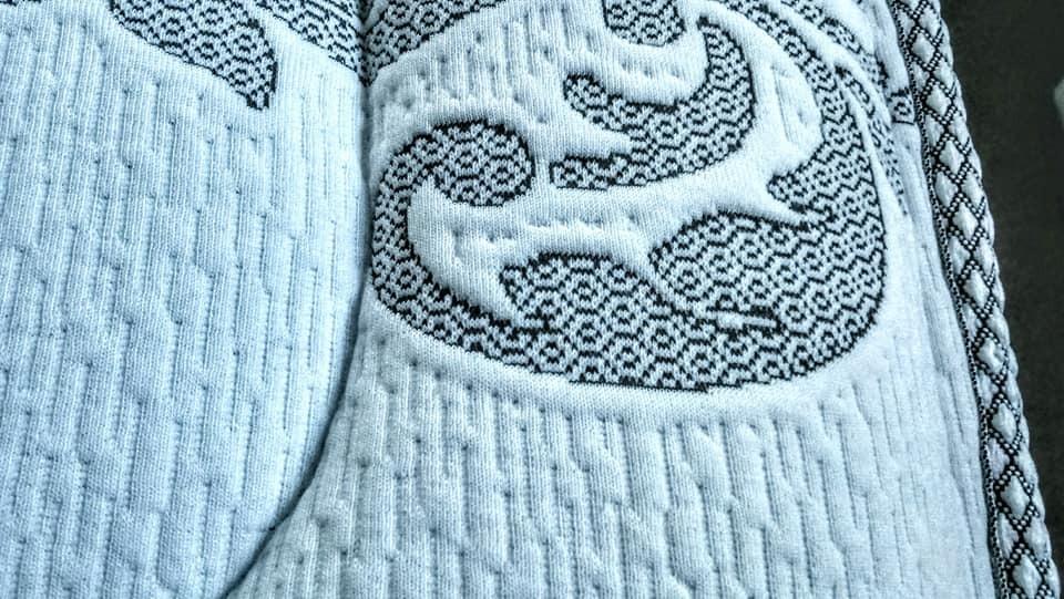 Classic Brands Gramercy Memory Foam and Innerspring Hybrid 14 Inch Mattress, Mattress in a Box, King customer photo 2