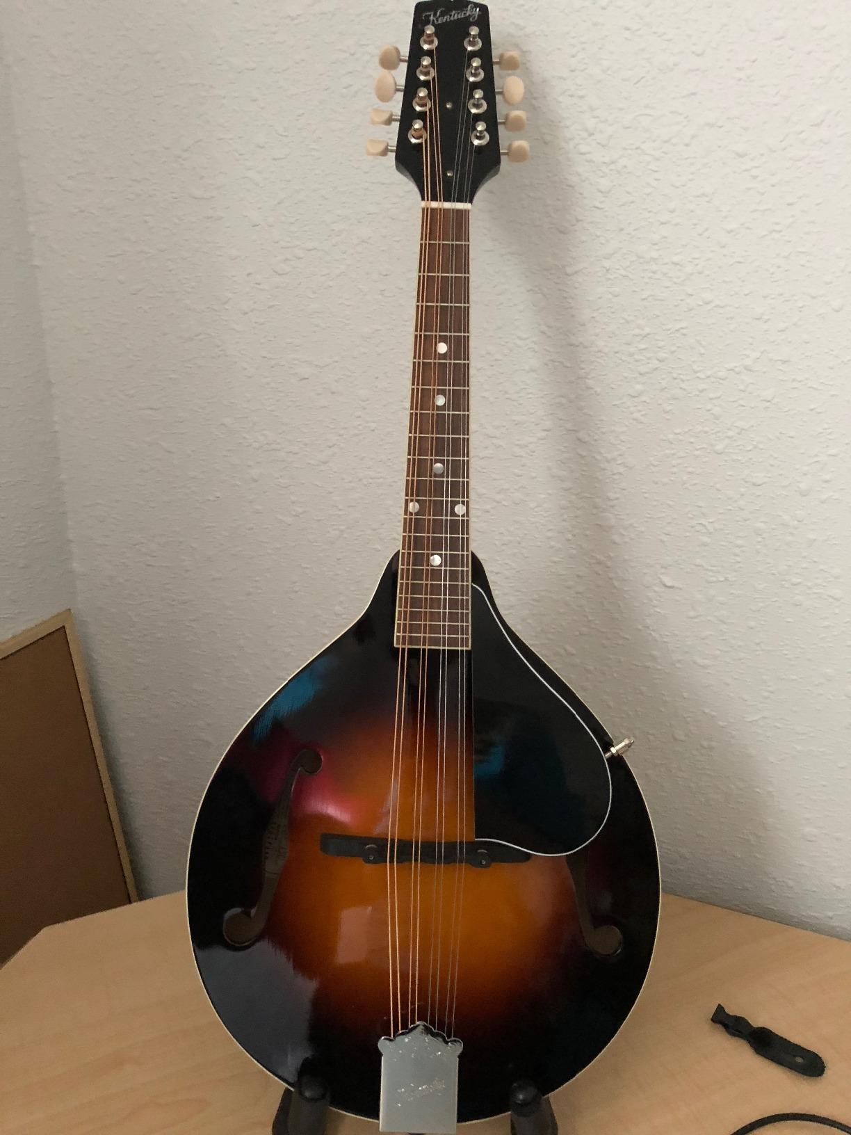 Kentucky KM-156 Standard A-Model Mandolin - Transparent Brown - Solid Spruce Top & Maple Back, Crisp Tone, Smooth Playability customer photo 2