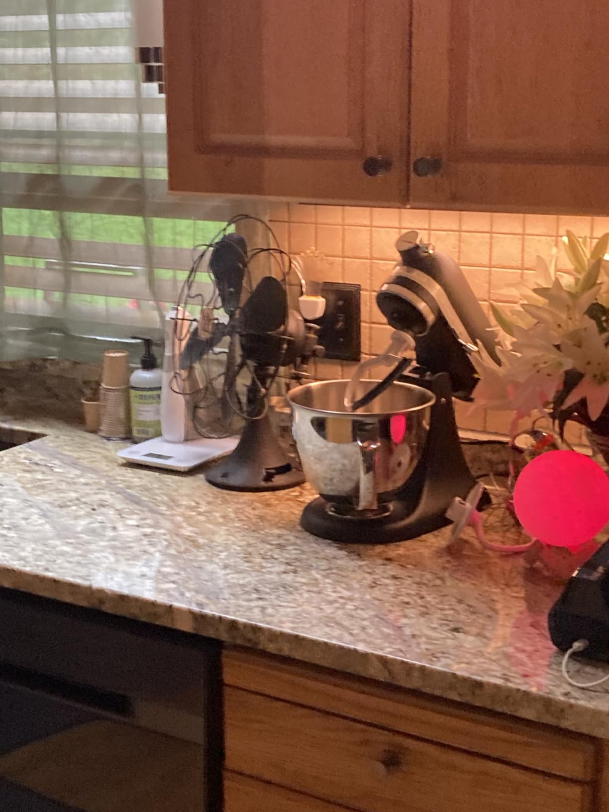 KitchenAid Artisan Mini 3.5 Quart Tilt-Head Stand Mixer - KSM3316X - Black Matte customer photo 1