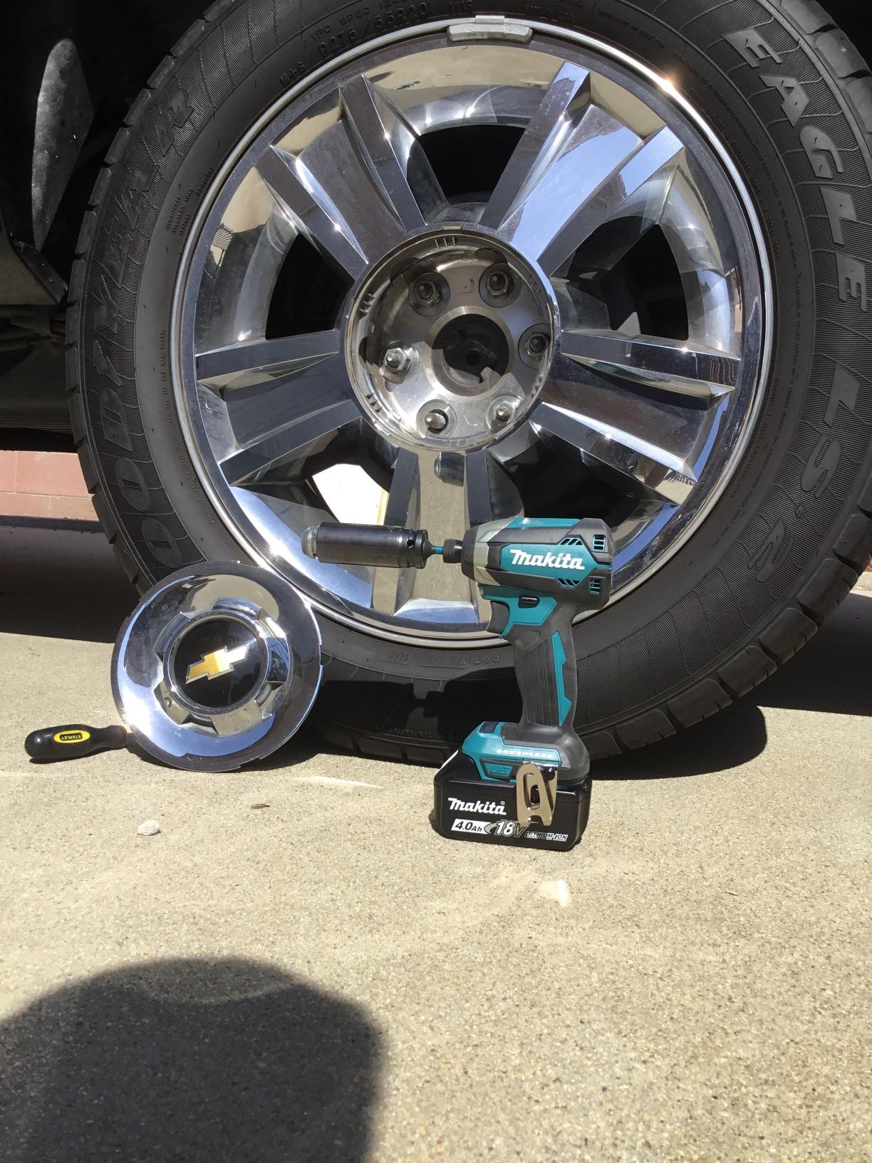 Makita XDT13Z 18V LXT Lithium-Ion Brushless Cordless Impact Driver, Tool Only, Variable Speed customer photo 2