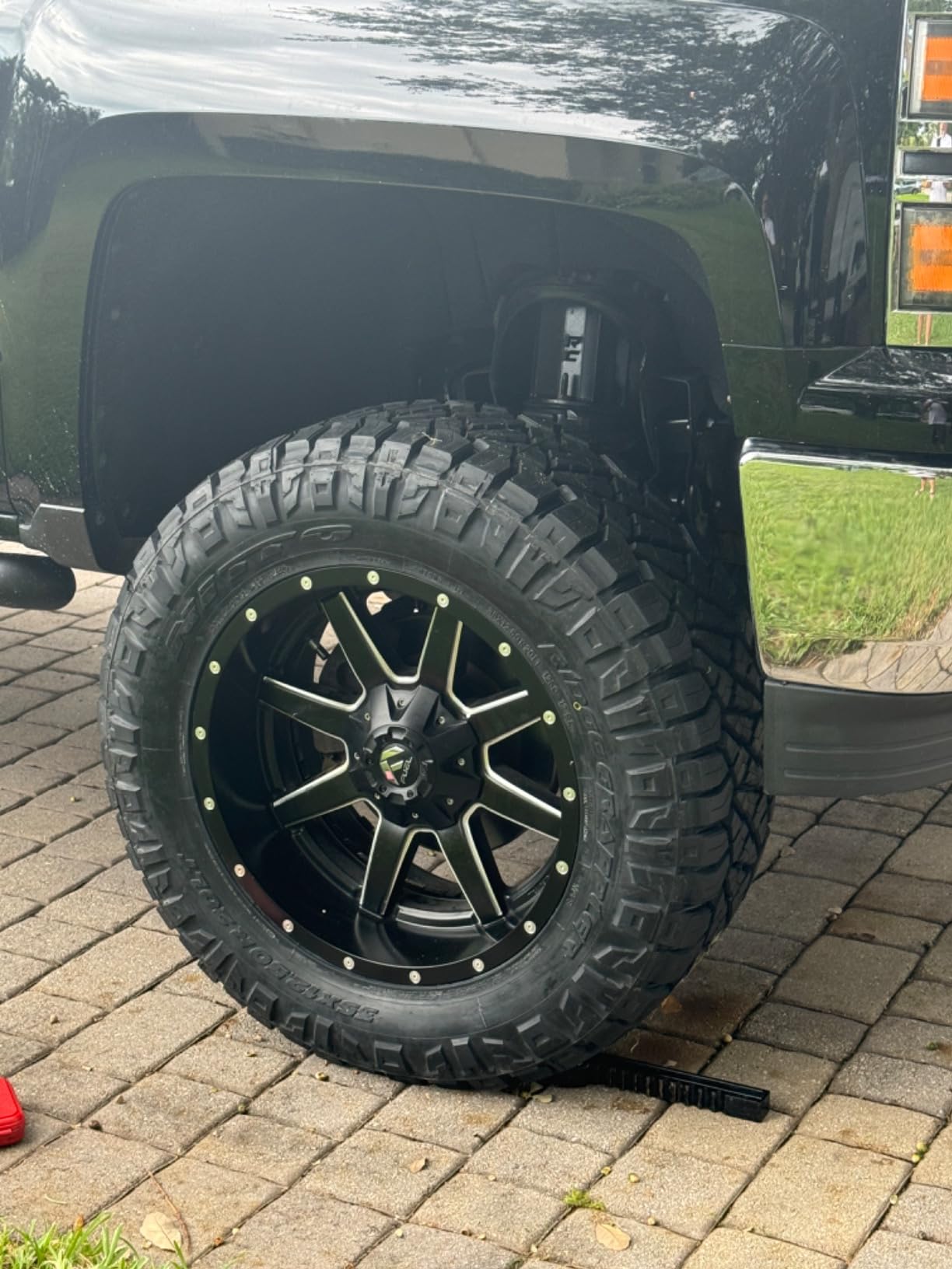 Nitto Ridge Grappler All-Season Radial Tire, 35x12.50R20LT F 125Q customer photo 1