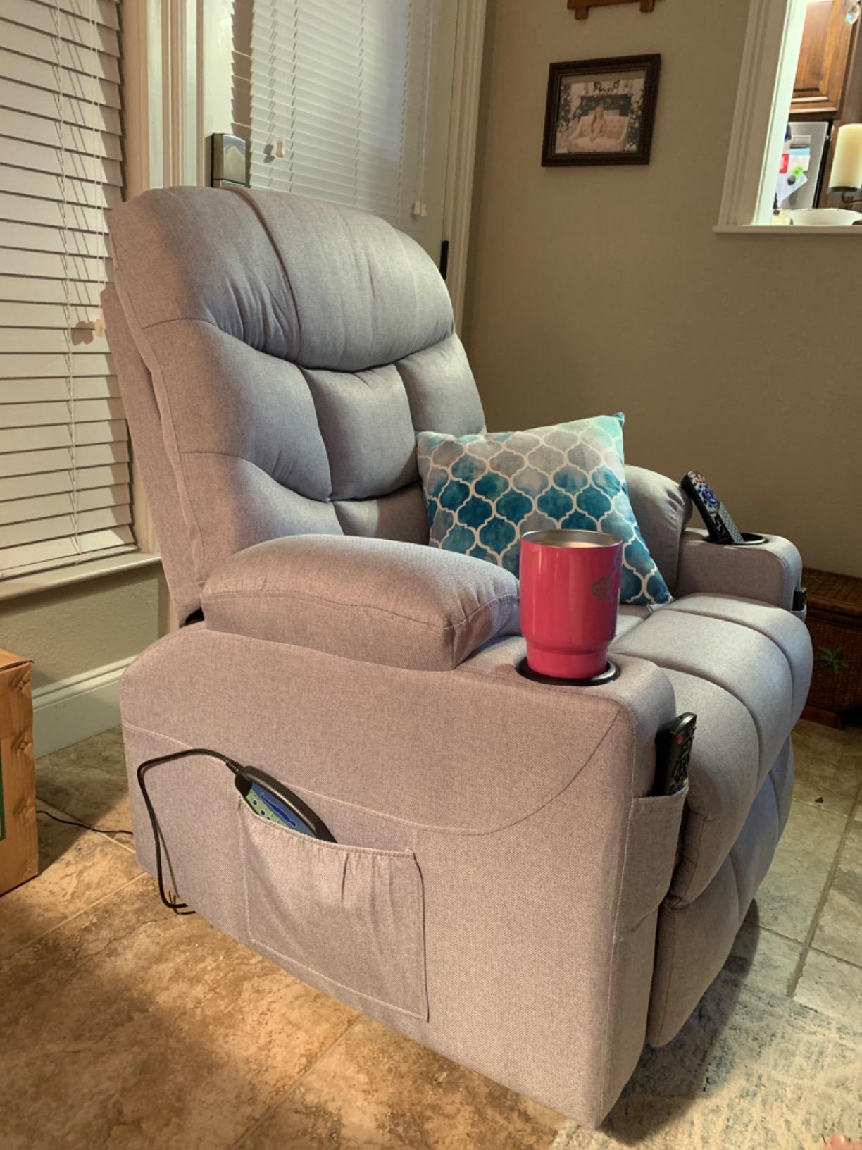 Esright Massage Recliner Chair Heated Composite Material Ergonomic Lounge 360 Degree Swivel (Cream) customer photo 2