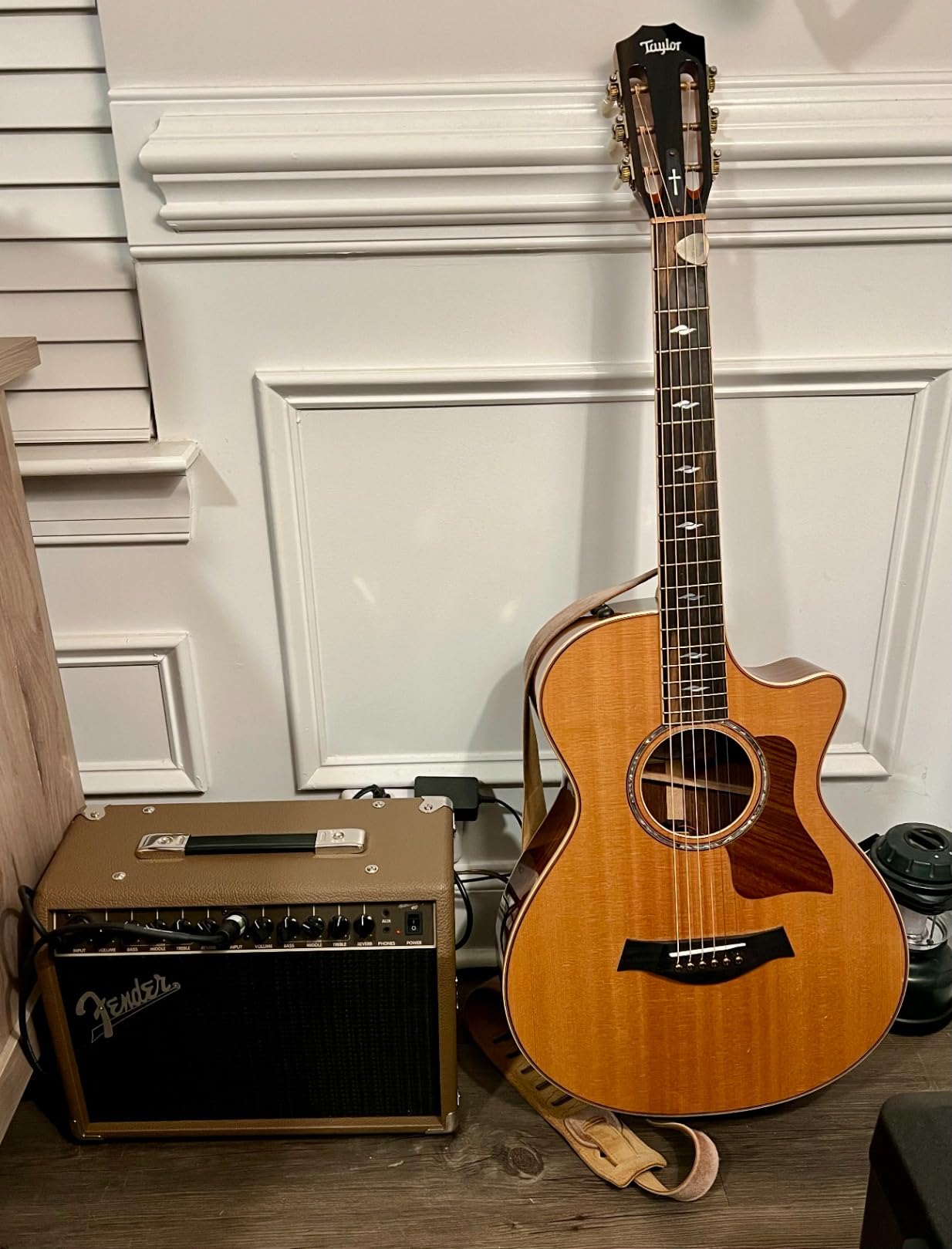 Fender Acoustasonic Guitar Amp for Acoustic Guitar, 40 Watts, with 2-Year Warranty 2x6.5 Inch Speakers, Chorus Effect customer photo 2