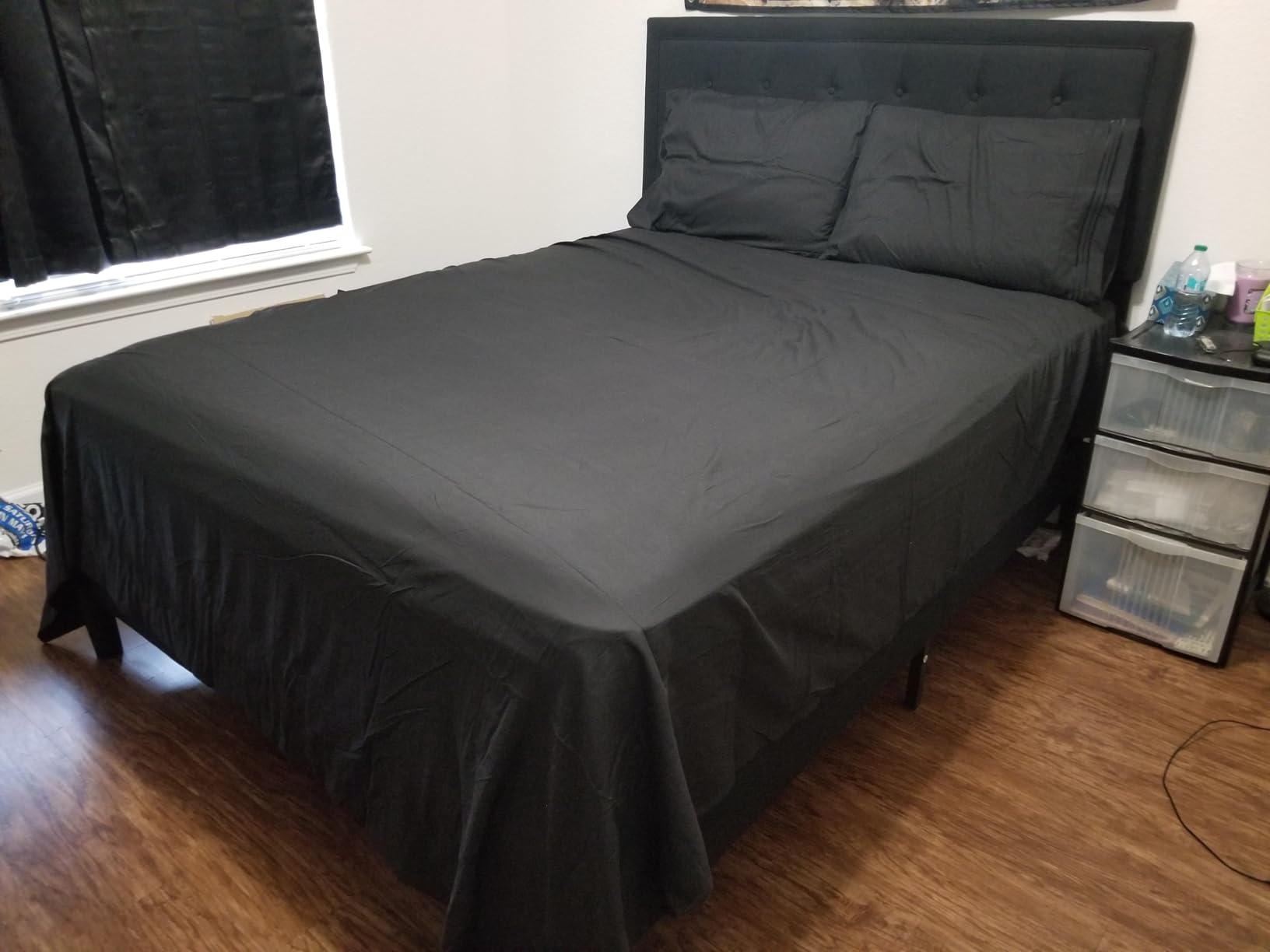 SONORO KATE Bed Sheet Set Super Soft Microfiber 1800 Thread Count Luxury Egyptian Sheets 16-Inch Deep Pocket Wrinkle and Hypoallergenic-4 Piece(Queen Dark Grey) customer photo 1