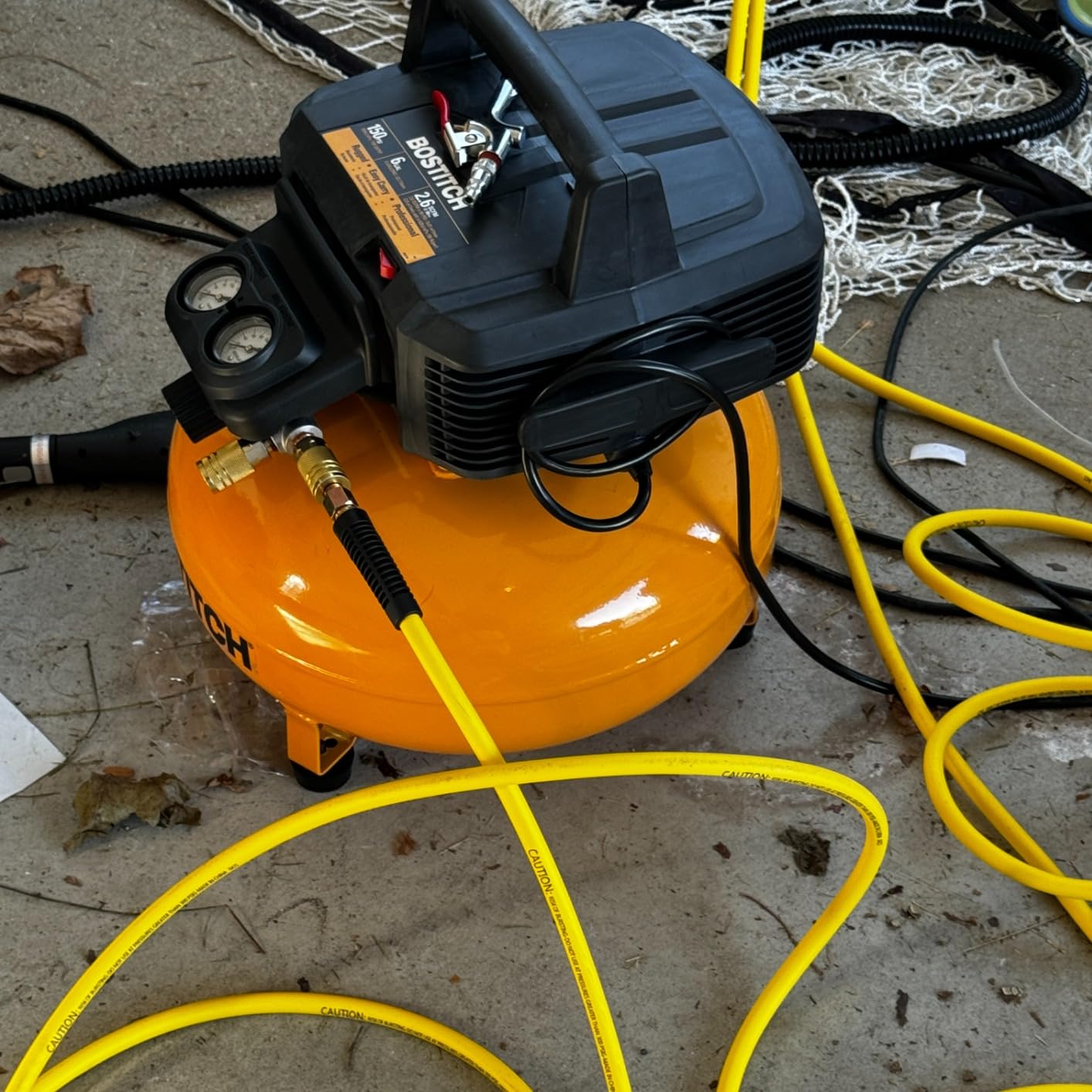 Bostitch 6 Gallon Pancake Air Compressor & 13 Piece Accessory Kit customer photo 1