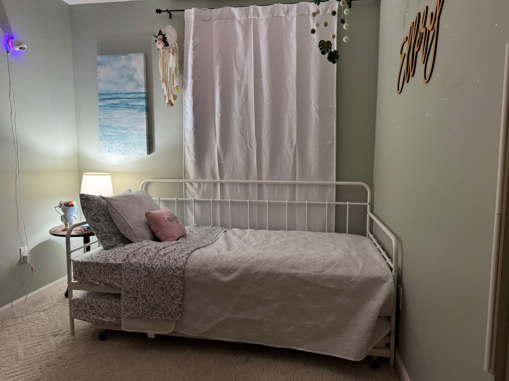 Zinus Florence Twin Daybed and Trundle Frame Set, Premium Steel Slat Support, Daybed and Roll Out Trundle, Accommodates Twin Size Mattresses Sold Separately customer photo 2