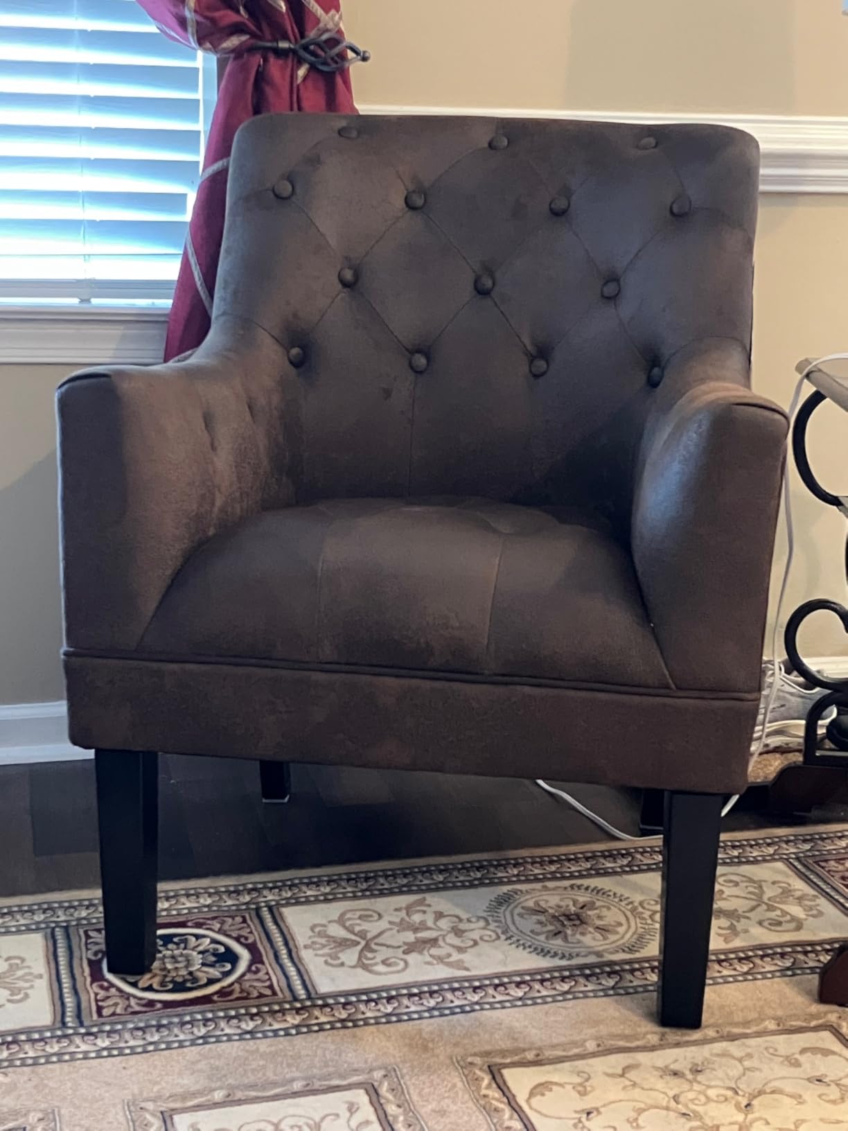 Signature Design by Ashley Drakelle Traditional Accent Chair with Diamond Button Tufting, Attached Cushions, Fabric Upholstery, 20.5