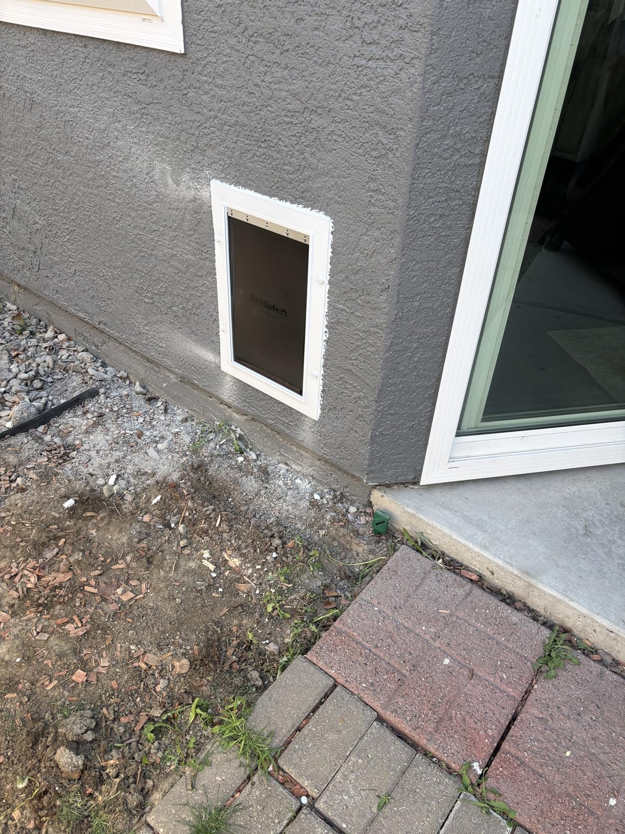 PetSafe Never Rust Wall Entry Pet Door - Telescoping Frame - Insulates Better Than Metal, Energy Efficient customer photo 2