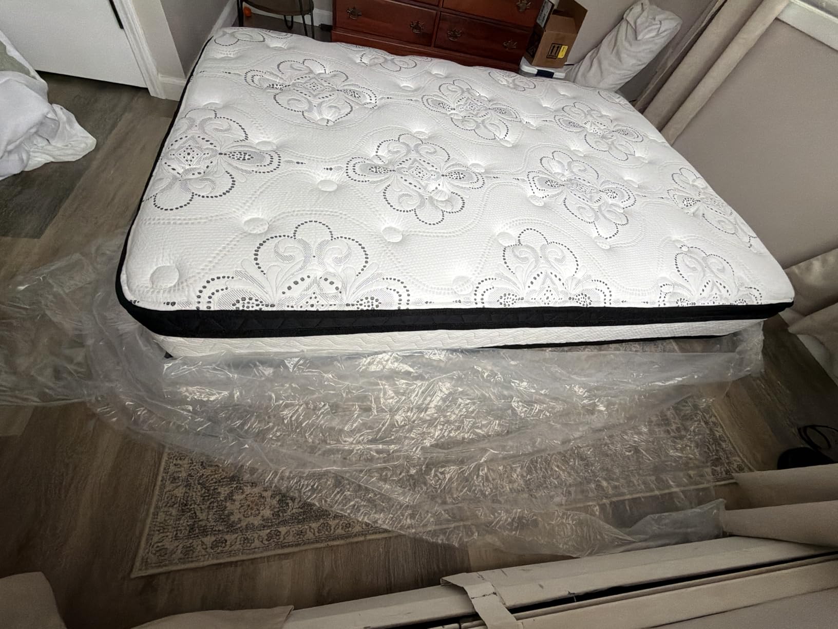Signature Design by Ashley Chime 12 Inch Hybrid Full Mattress, Memory Foam with Lumbar Support, High-Density Foam & Pocketed Coils for Comfort & Back Support, Mattresses in a Box, Full Size customer photo 2