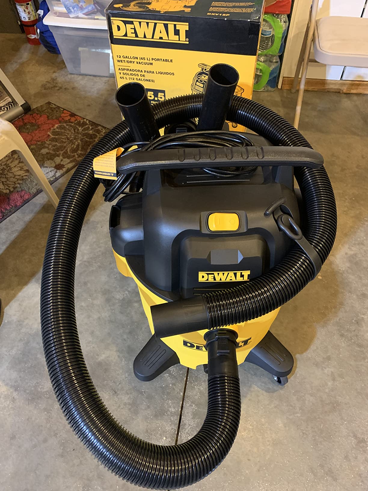 DEWALT 12 Gallon Poly Wet/Dry Vac, 5.5 HP Shop Vacuum Wet Vacuum Cleaner for Workshop, Jobsite, Commericial Area, Large Pick-Up Capacity, Yellow,DXV12P customer photo 2