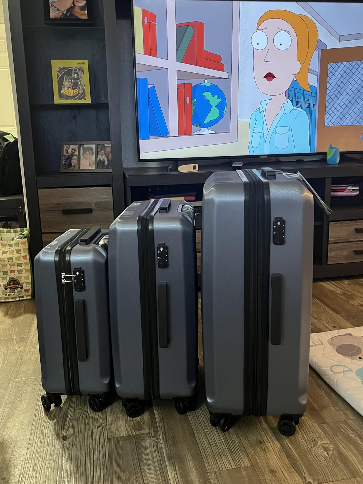 Coolife Luggage 3 Piece Set PC+ABS Hardshell Suitcases with TSA Lock, Spinner Lightweight (grey, 3 piece set) customer photo 2