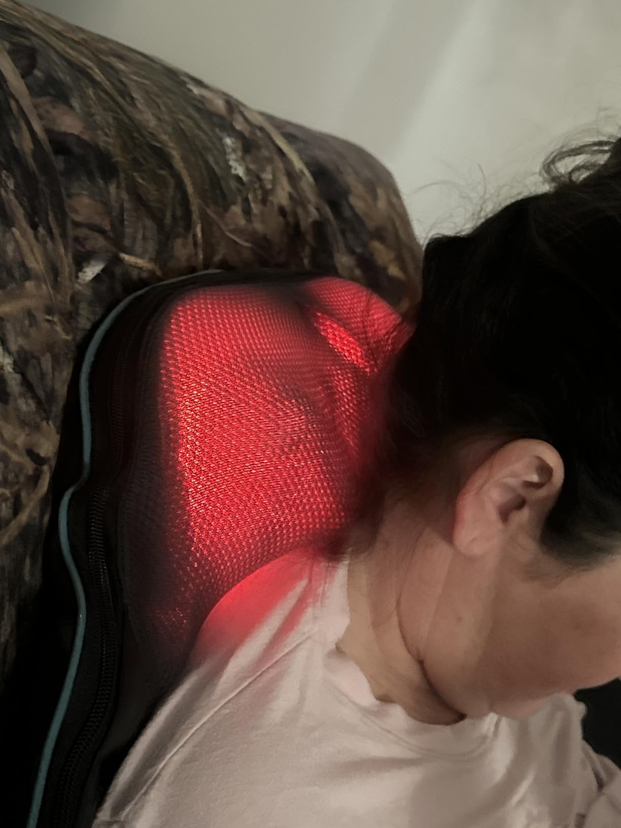 Mo Cuishle Shiatsu Back Shoulder and Neck Massager with Heat, Electric Deep Tissue 4D Kneading Massage customer photo 1