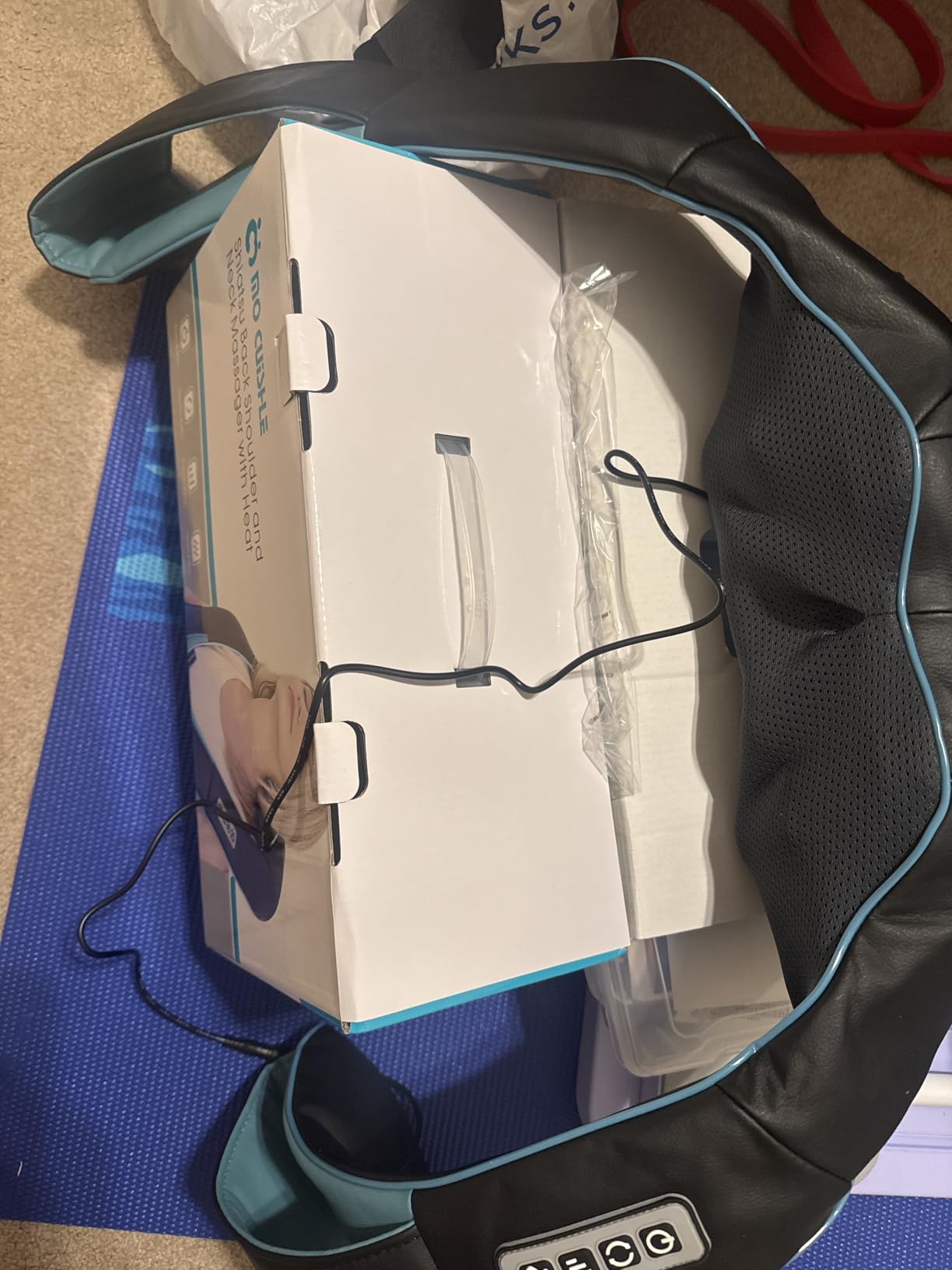 Mo Cuishle Shiatsu Back Shoulder and Neck Massager with Heat, Electric Deep Tissue 4D Kneading Massage customer photo 2