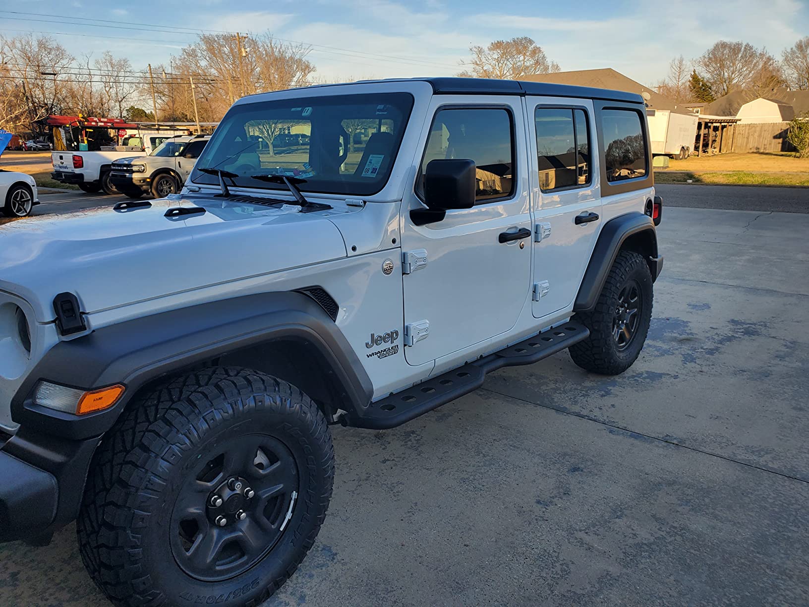 Nitto Ridge Grappler All-Terrain Tire, 285/70R17 116Q customer photo 2