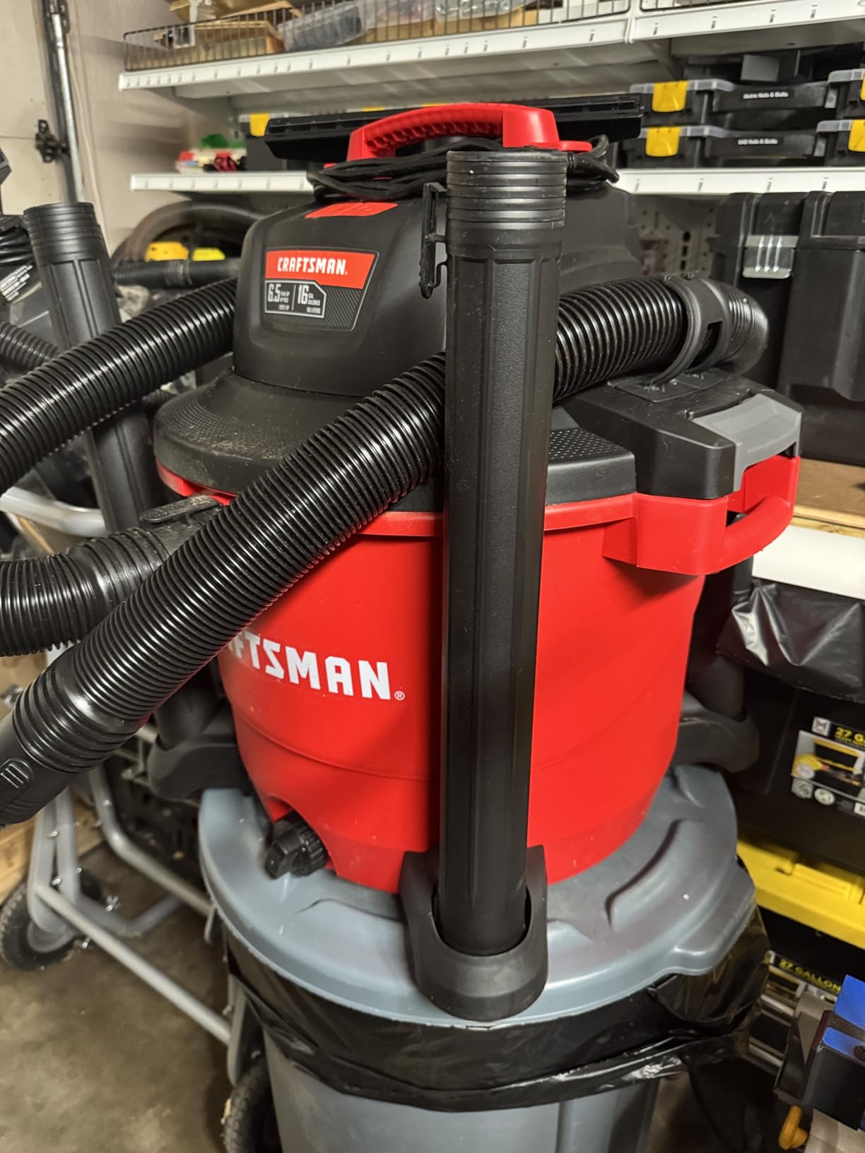 CRAFTSMAN CMXEVBE17595 16 Gallon 6.5 Peak HP Wet Dry Vac, Heavy-Duty Shop Vacuum Wet and Dry with Filter, Dust Bag, Hose and Attachments for Home Projects & Renovations customer photo 1