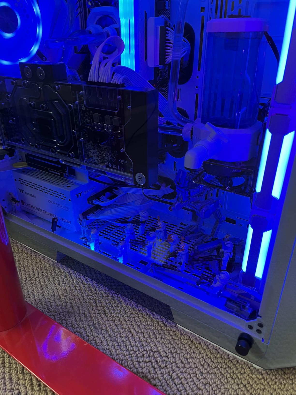 PrimoChill Female to Female G 1/4 Drain Valve - Sky White customer photo 1