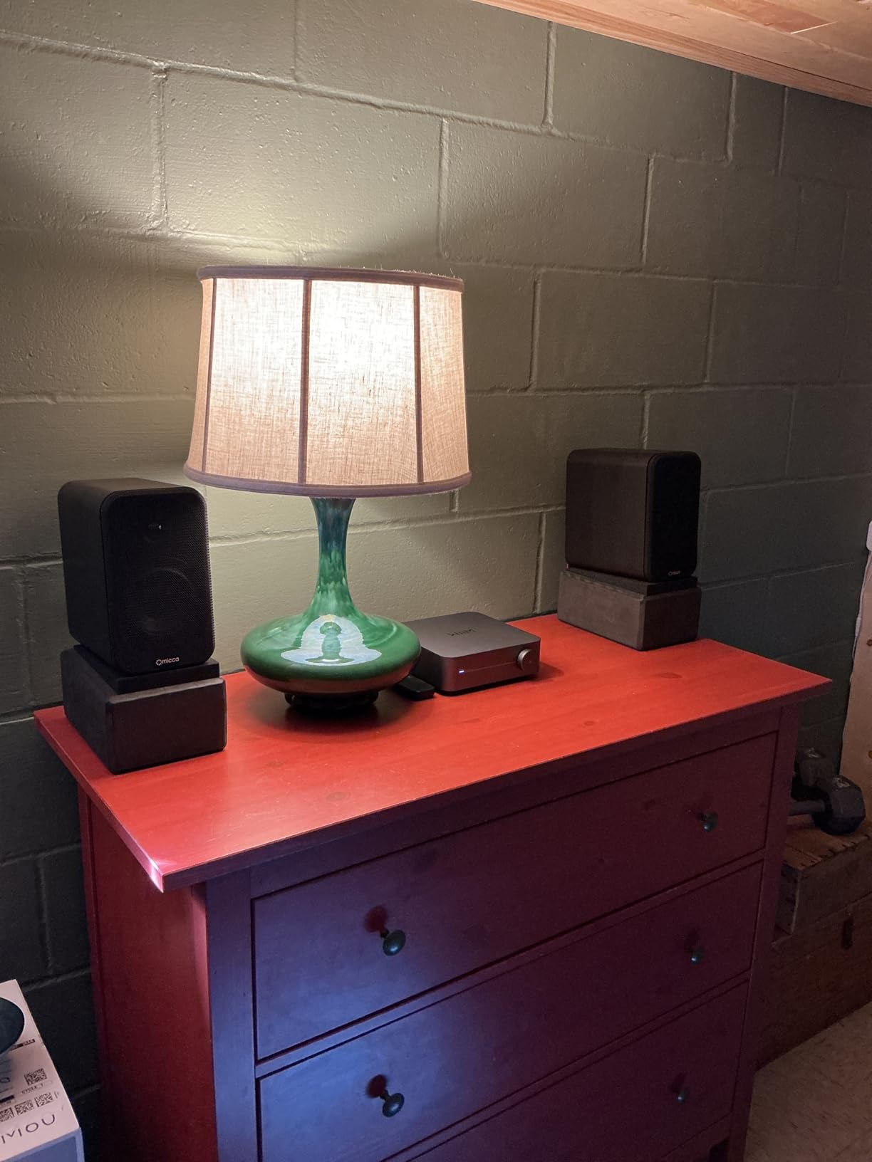 Micca RB42 Reference Bookshelf Speaker with 4-Inch Woofer and Silk Tweeter (Dark Walnut, Pair) customer photo 2