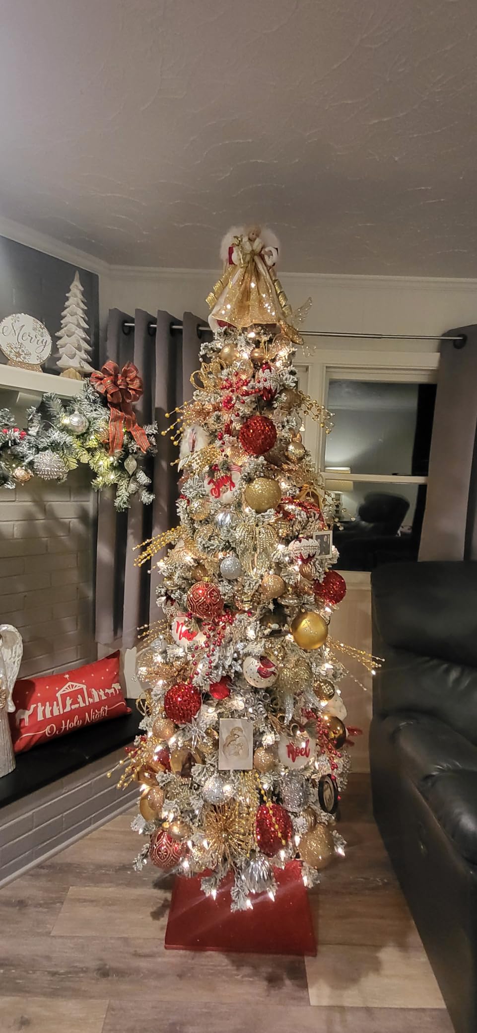 Best Choice Products Flocked Pencil Christmas Tree, Pre-Lit Slim Artificial Holiday Decoration, 7.5ft Lighted Skinny w/Base, Warm White Lights customer photo 2