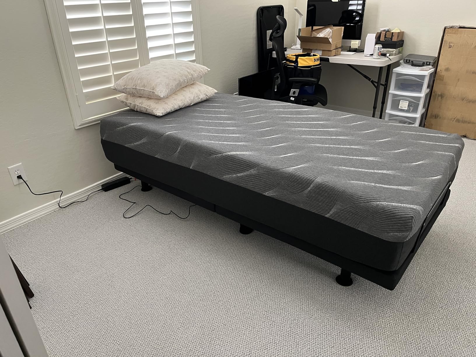 Sven & Son Classic Adjustable Bed Base, Head and Foot Lift, Massage, Under-Bed Lights, USB, Gel Memory, Zero Gravity Smart Frame - Queen + 14 inch Hybrid Spring Matt (Medium Soft) customer photo 1