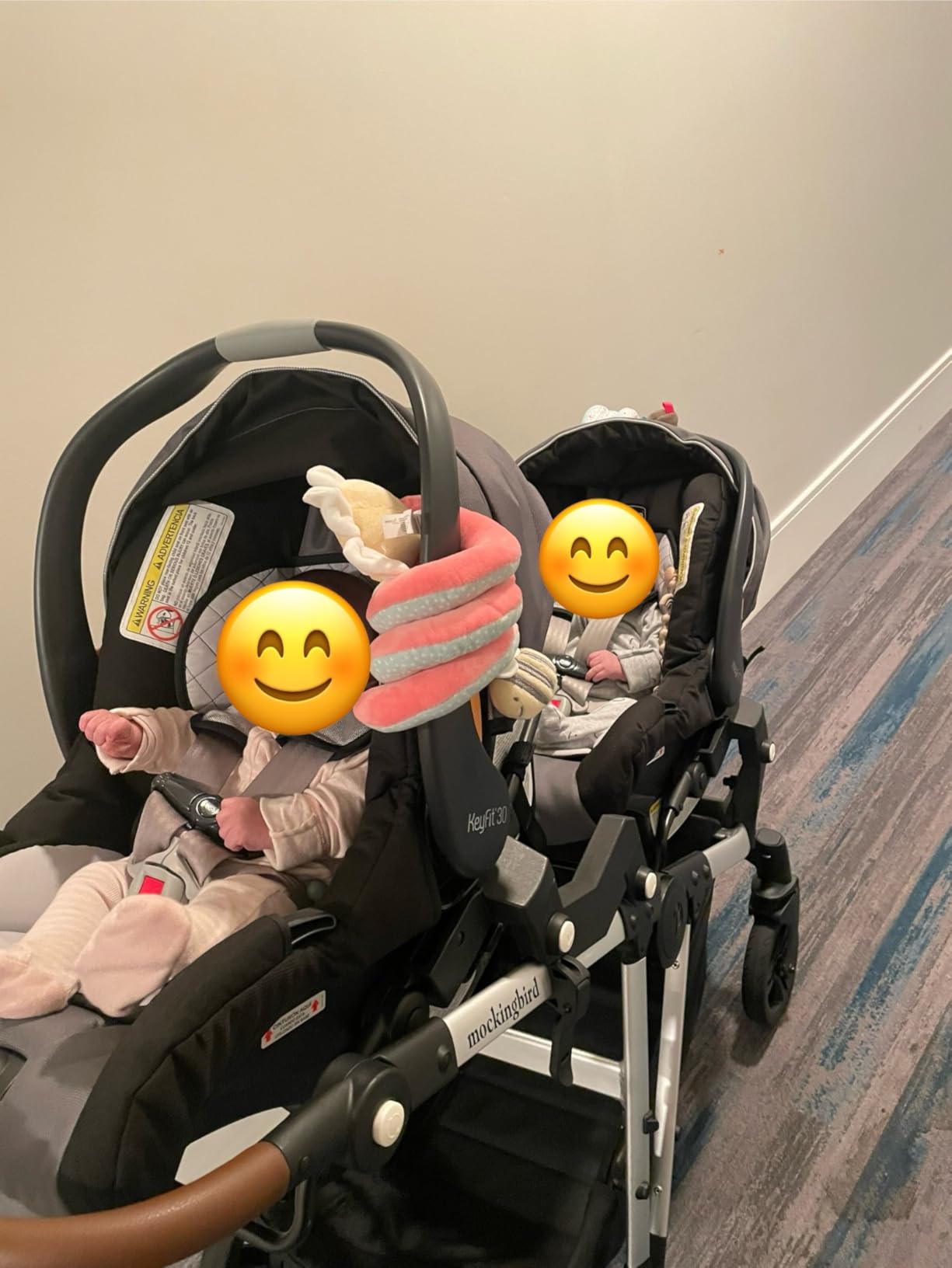 Chicco KeyFit Infant Car Seat and Base, Rear-Facing Seat for Infants 4-22 lbs, Includes Infant Head and Body Support, Compatible with Chicco Strollers customer photo 2