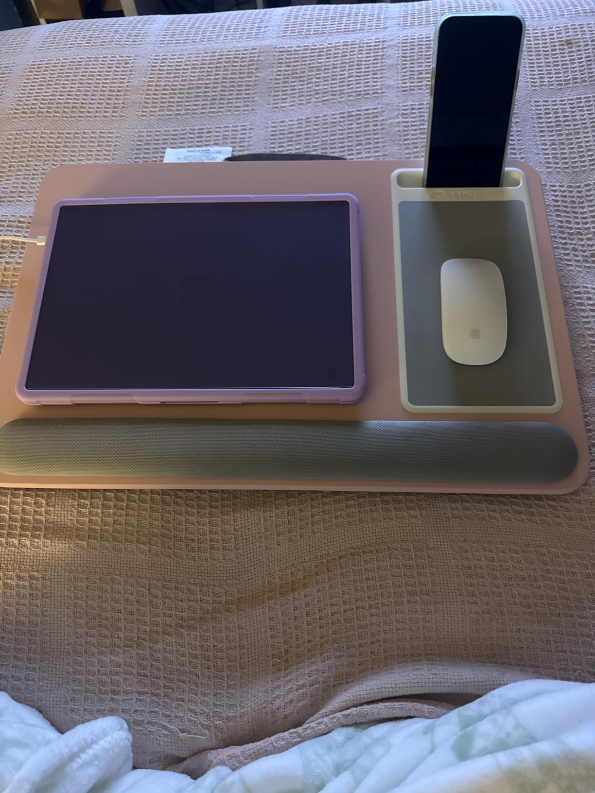 LAPGEAR Home Office Pro Lap Desk with Wrist Rest, Mouse Pad, and Phone Holder customer photo 1