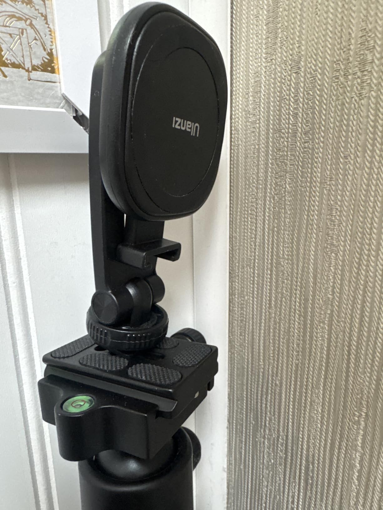 NEEWER 72 inch Camera Tripod Monopod with Center Column and Ball Head, Arca Type QR Plate, 33lb Load customer photo 2