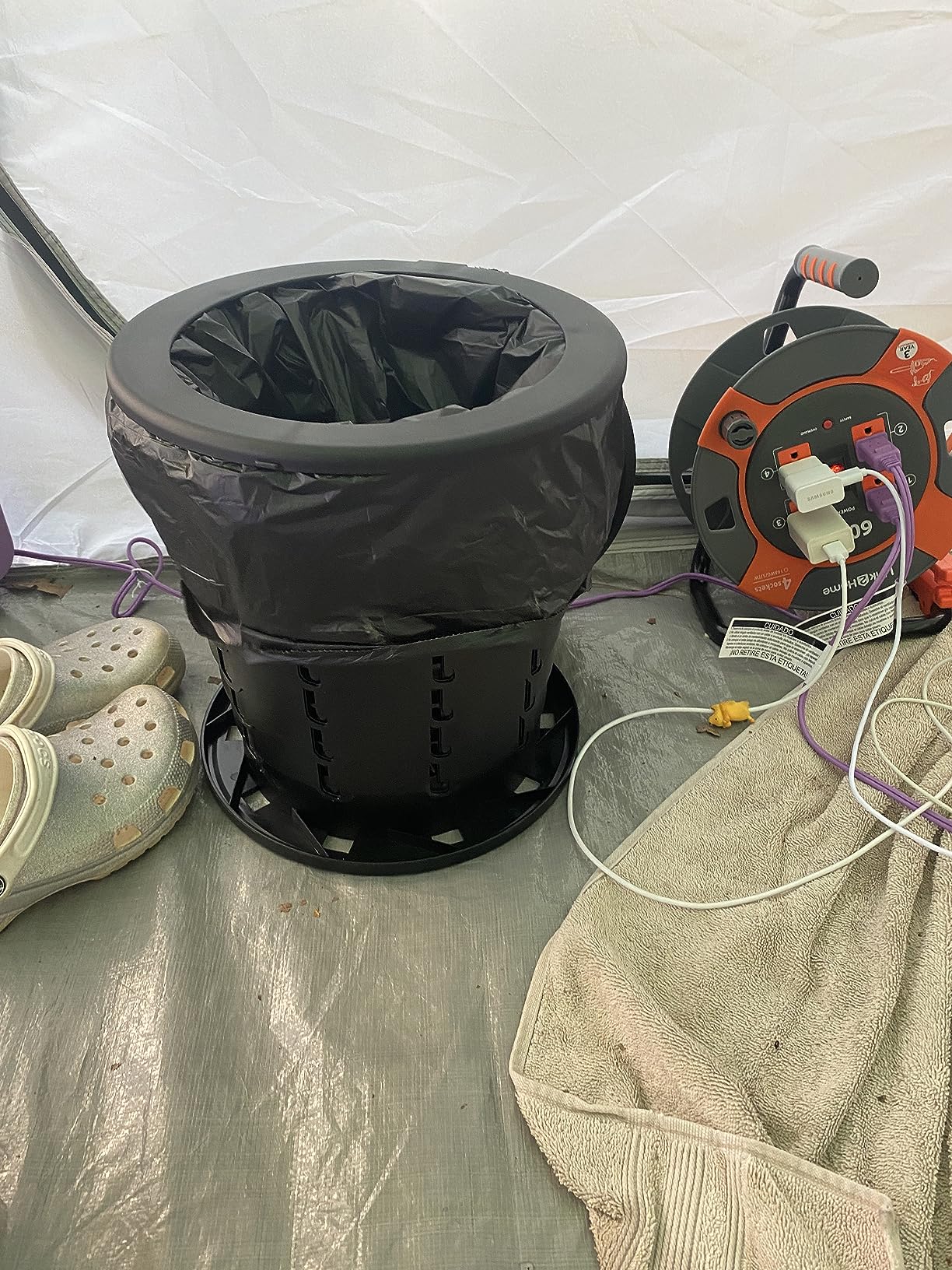 Link2Home Cord Reel 60 ft. Extension Cord 4 Power Outlets - 14 AWG SJTW Cable. Heavy Duty High Visibility Power Cord. customer photo 1