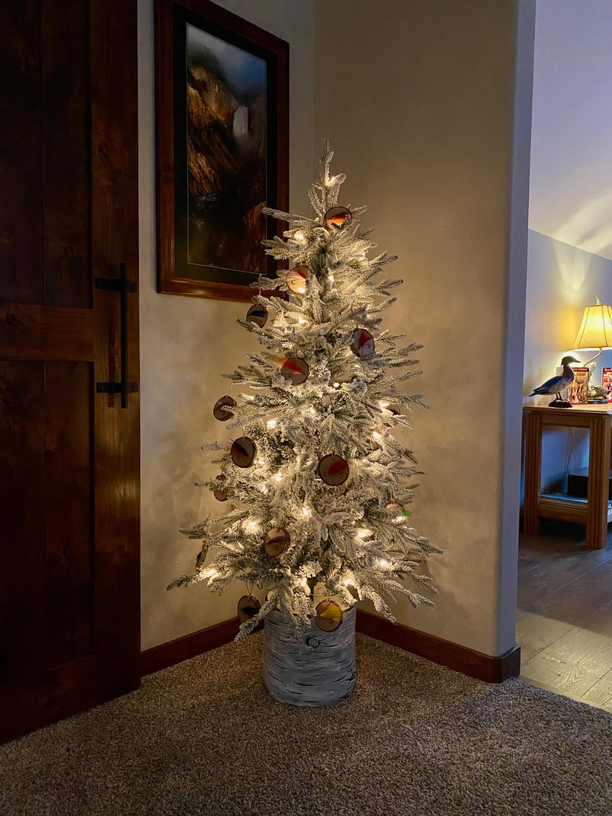 Puleo International 4.5ft Pre-Lit Potted Flocked Arctic Fir Christmas Tree with 70 Clear Lights, 419 Realistic Dense Snow Flocked Branch Tips, Easy Setup Artificial Trees with Sturdy Stand customer photo 2