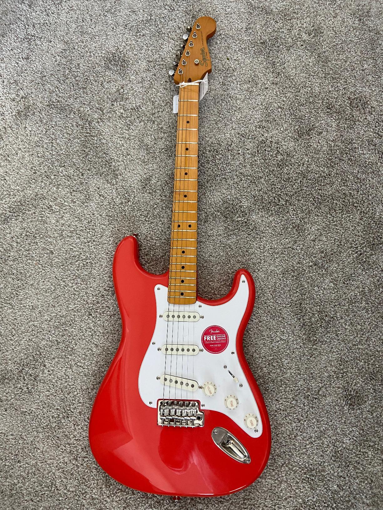 Squier Classic Vibe 50s Stratocaster Electric Guitar, with 2-Year Warranty, 2-Color Sunburst, Maple Fingerboard customer photo 1
