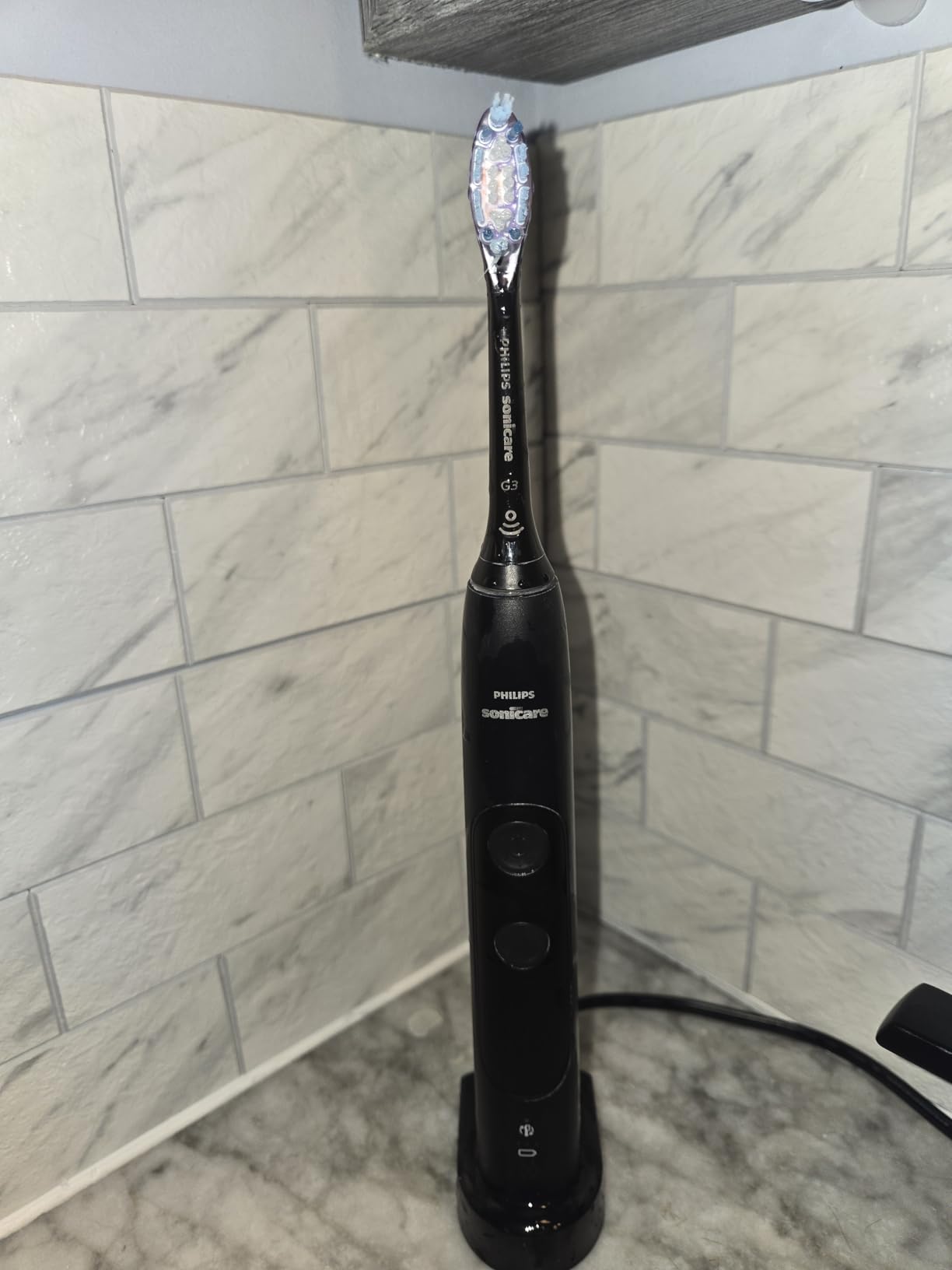 Philips Sonicare ExpertClean 7500 White, Rechargeable Electric Power Toothbrush, HX9690/06 customer photo 1