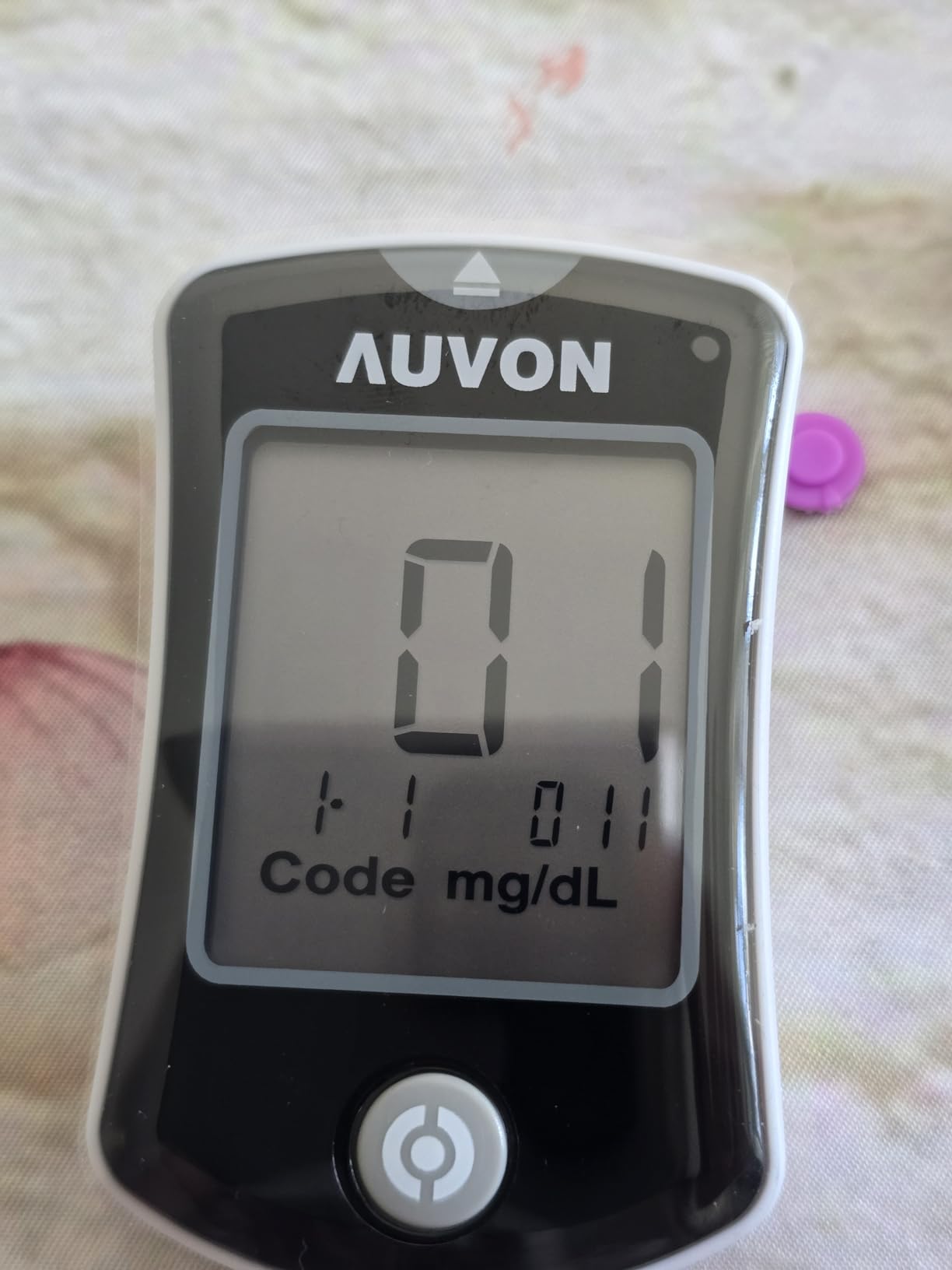AUVON Blood Glucose Monitor Kit, High Accuracy Blood Sugar Test Kit with 50 Glucometer Strips, 50 30G Lancets, 1 Lancing Devices, DS-W Diabetes Testing Kit, No Coding Required, Travel Size customer photo 1
