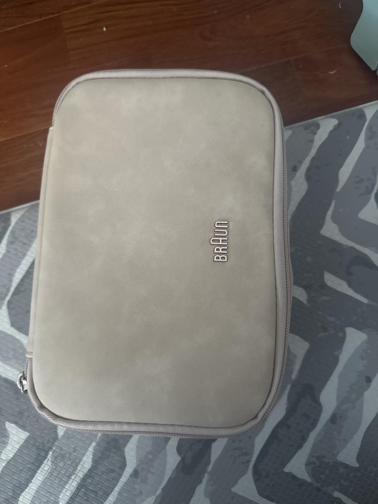 Braun IPL Silk Expert Pro 5, IPL Hair Removal for Women and Men, Permanent Laser Hair Reduction At-Home, 2 Heads, Pouch, IPL5137 customer photo 2