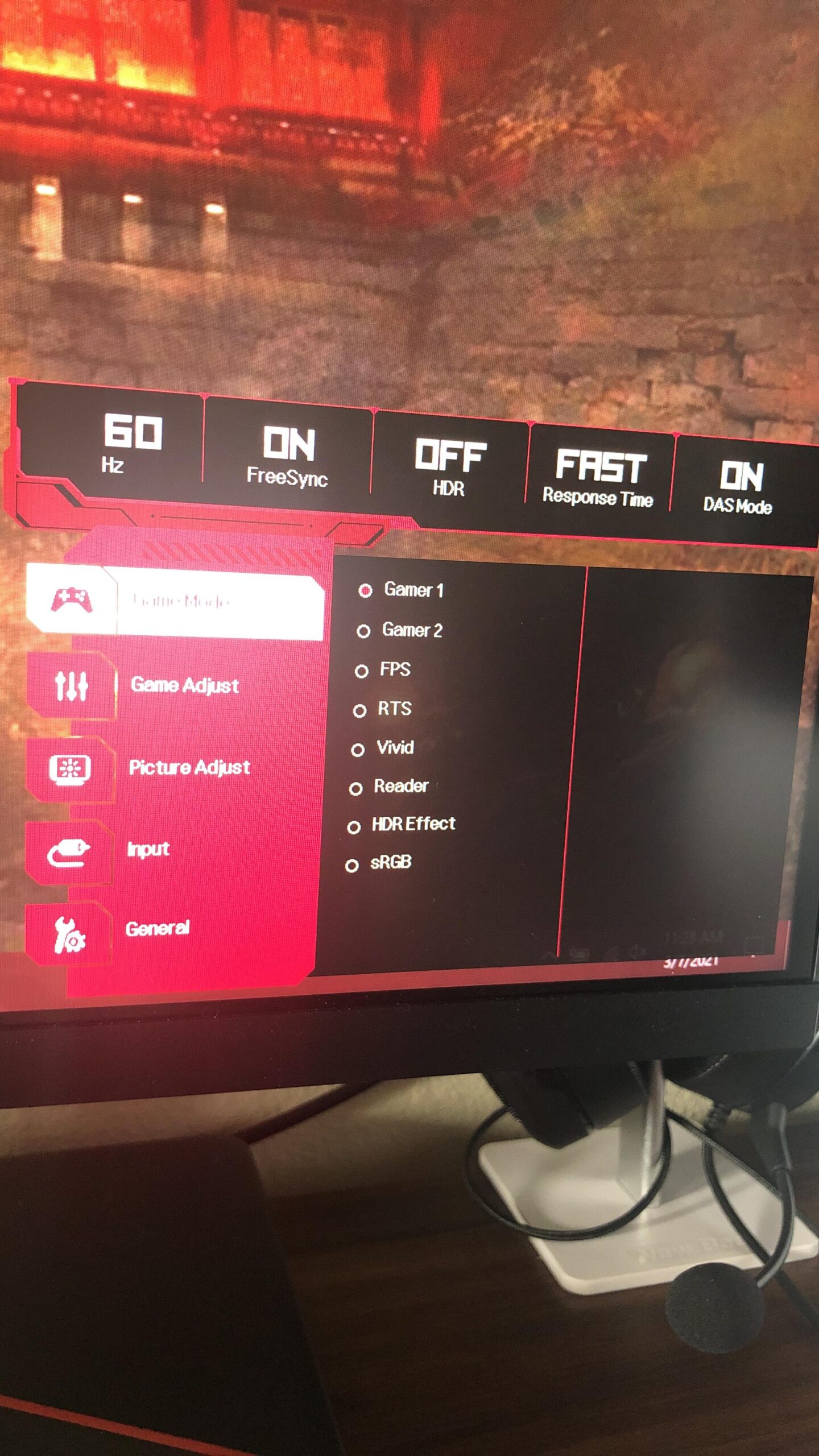 LG 27GL83A-B 27-Inch Ultragear QHD 2560 x 1440 IPS Gaming Monitor, 144Hz, 1ms (GtG), NVIDIA G-SYNC customer photo 2