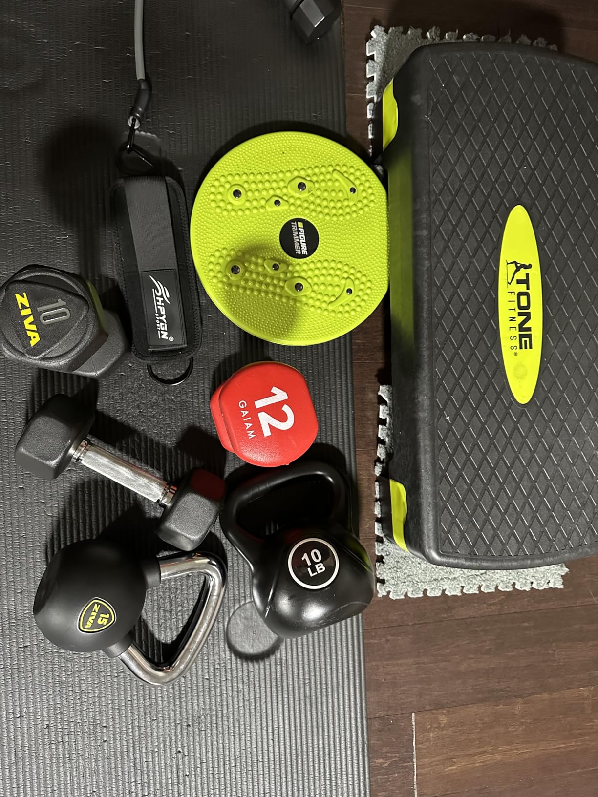 ZIVA Premium Kettlebell - Commercial Grade Rubber Urethane Coated Free Weights for Strength, Conditioning, Home Gym Workouts - Alloy Steel Grip - Available 5-50 lbs customer photo 2