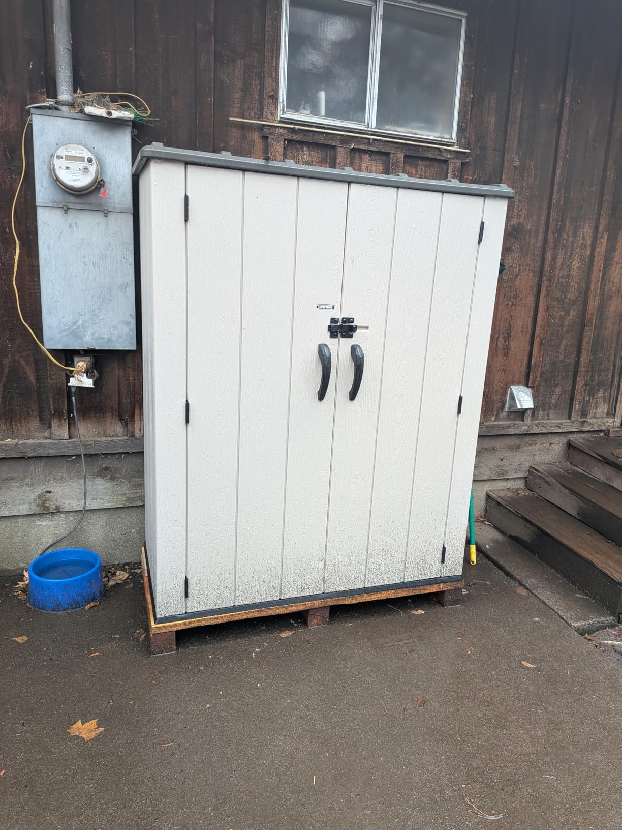 Lifetime Vertical Storage Shed, Desert Sand, Resin Outdoor Tool Shed with Lockable Doors customer photo 1