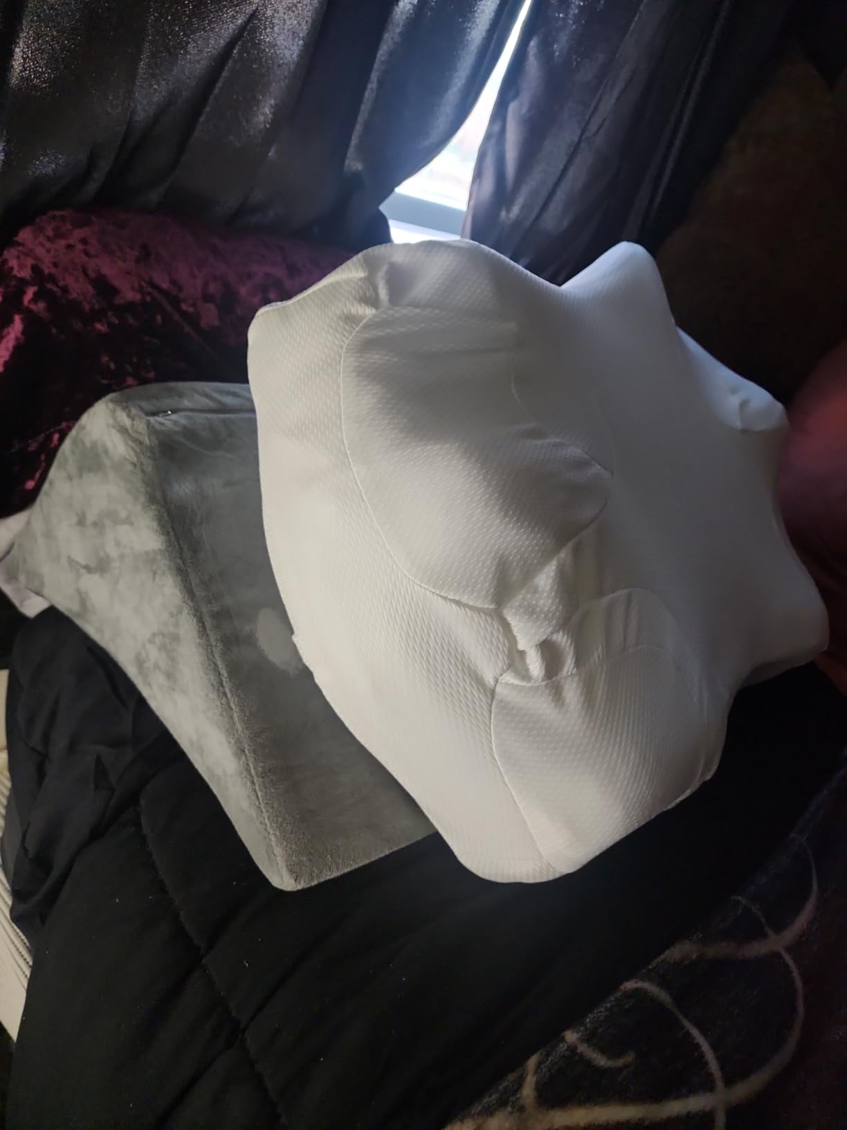 Lunderg CPAP Pillow for Side and Back Sleepers - Memory Foam with Adjustable Height - 2 Pillowcases Included - Reduce Air Leaks and Mask Pressure for Better Sleep customer photo 1
