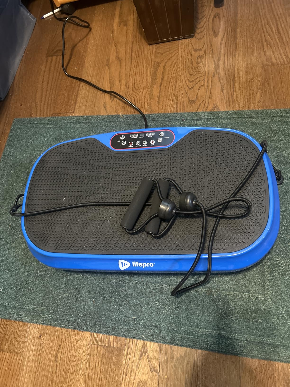 Lifepro Waver Mini Vibration Plate Exercise Machine with Remote & Bands - Compact Whole Body Vibrating Plate for Lymphatic Drainage & Muscle Toning customer photo 2