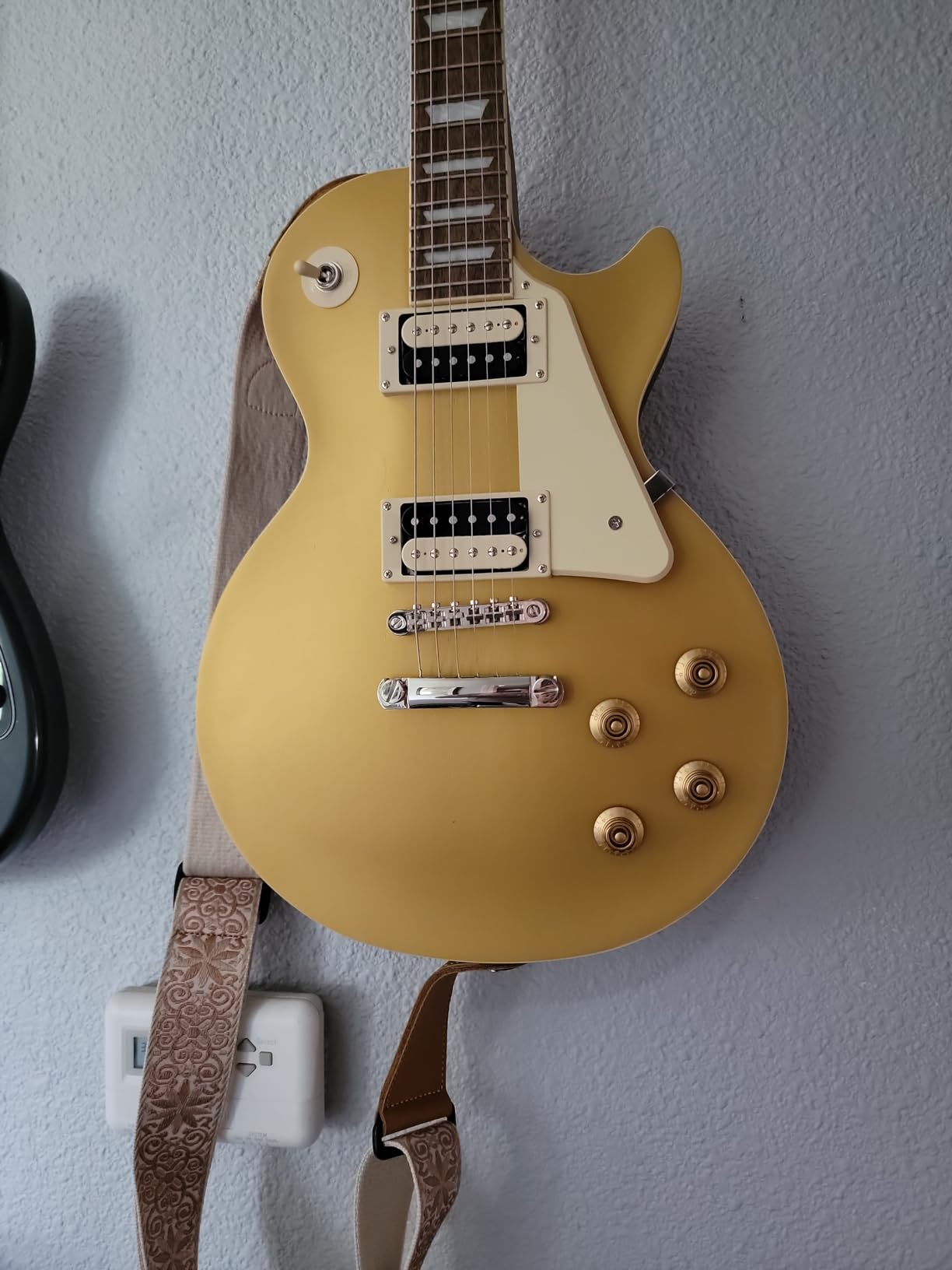 Epiphone Les Paul Classic Electric Guitar, Worn Purple Burst customer photo 2