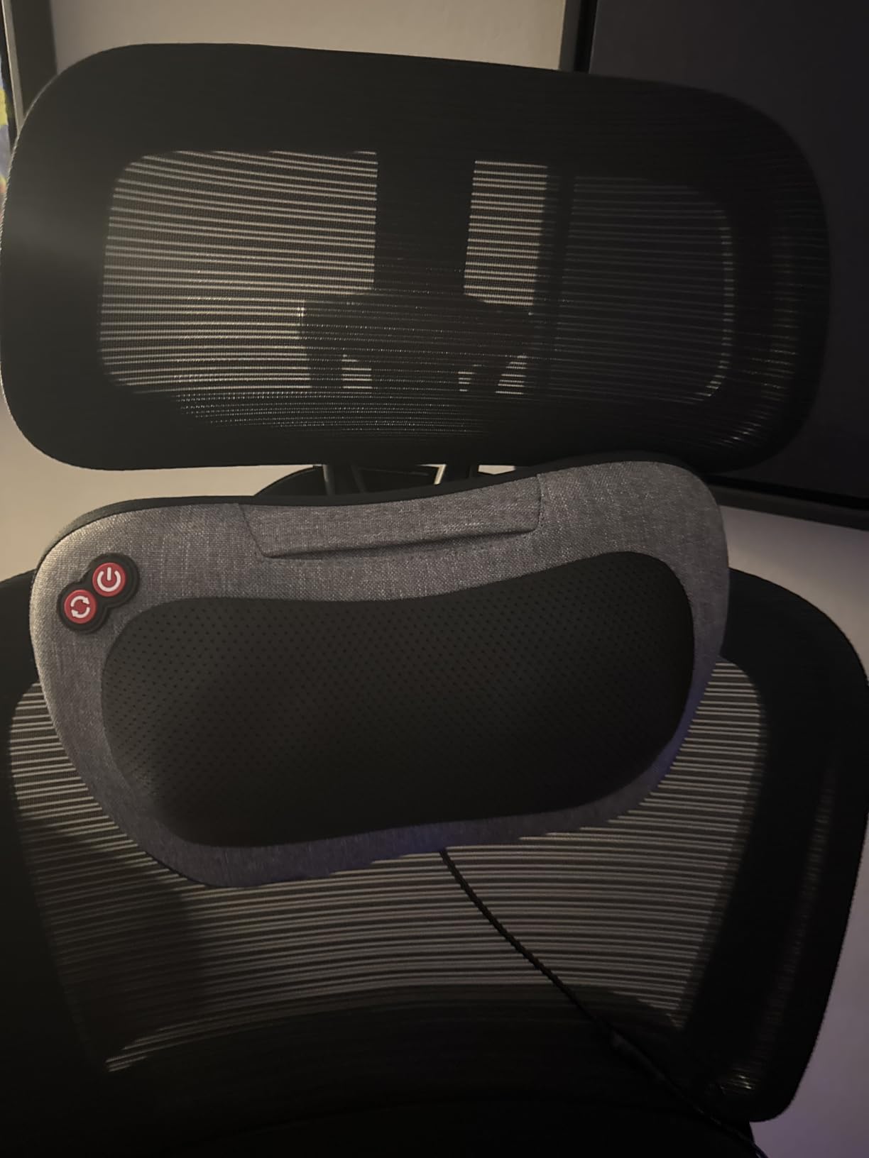 VIKTOR JURGEN Fathers Day Dad Gifts, Shiatsu Back Massager with Heat, Christmas Gift for Men Women Mom Husband, Deep Tissue Massage for Neck Shoulder Pain Relief, Electric 3D Kneading Massage Pillow customer photo 1